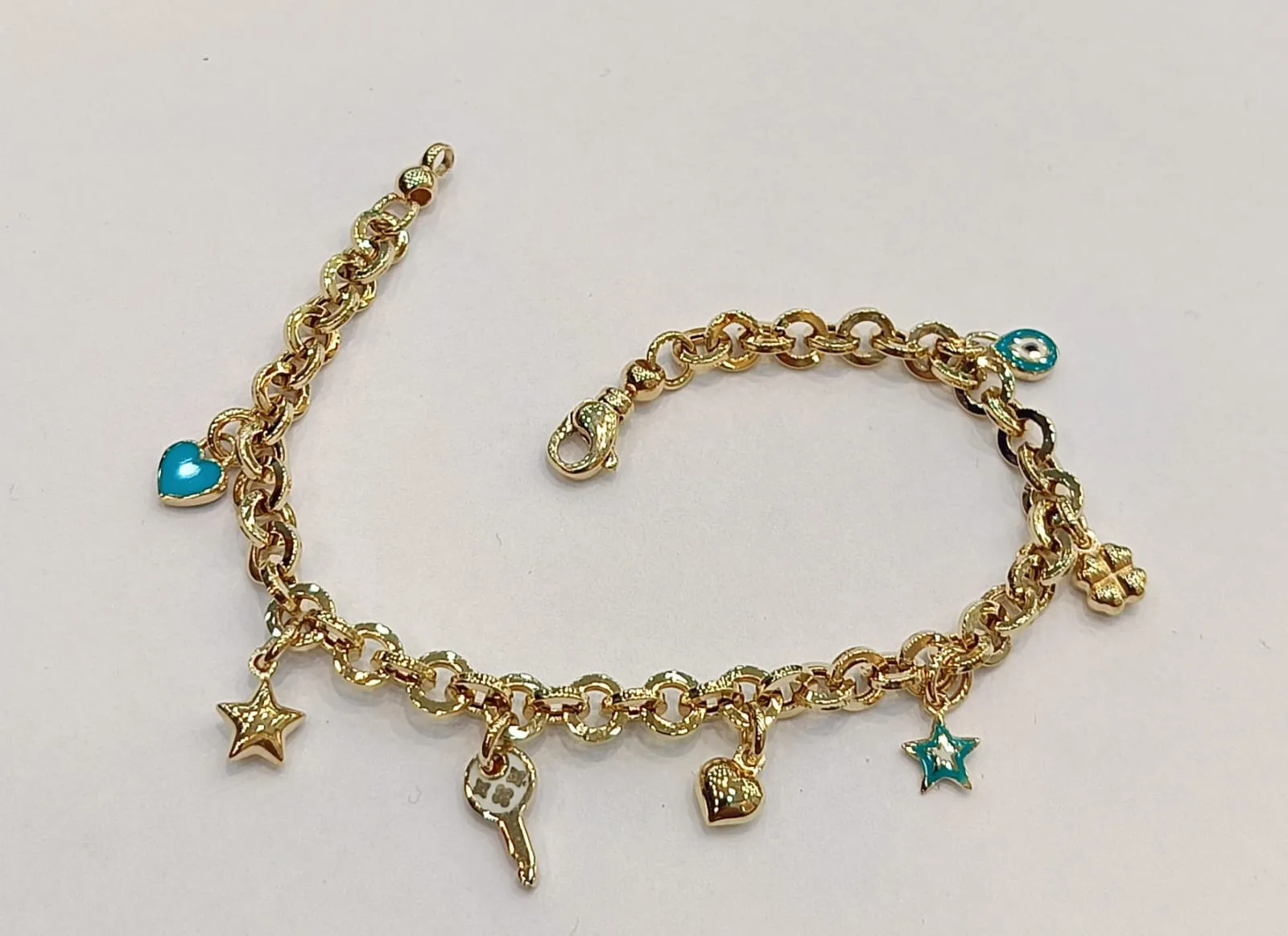 Favori Marka Mineli Model Bileklik