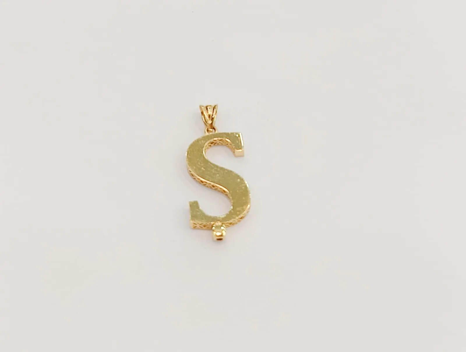 Favori Marka Harf Model Uç