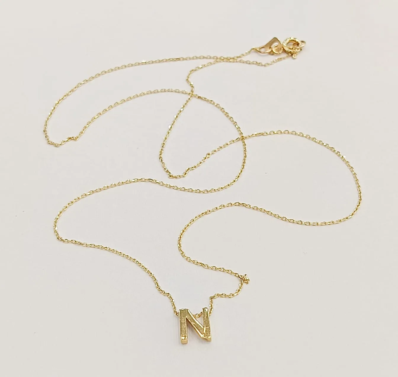 Favori Marka Harf Model Kolye