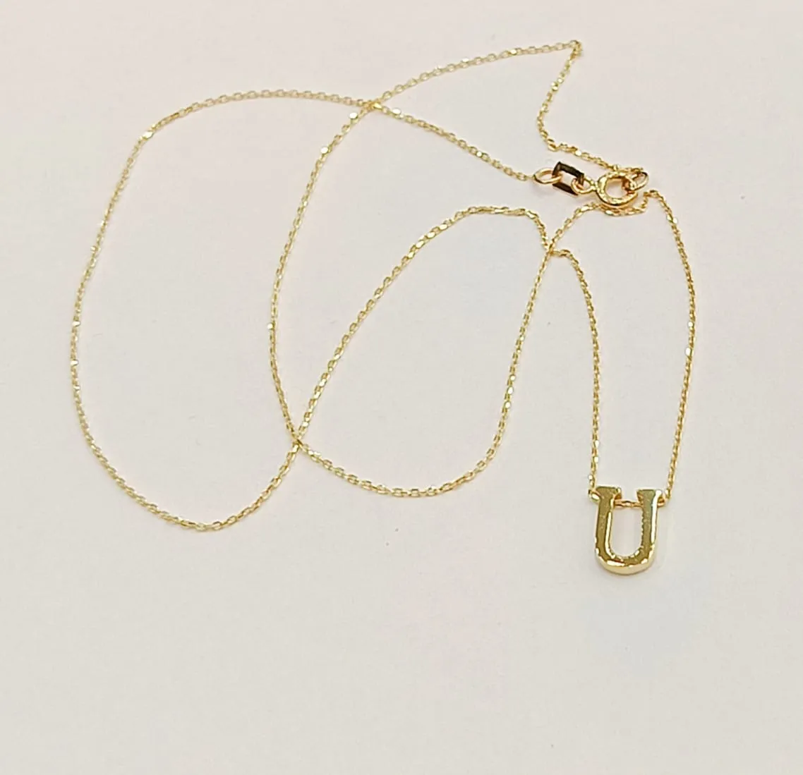Favori Marka Harf Model Kolye