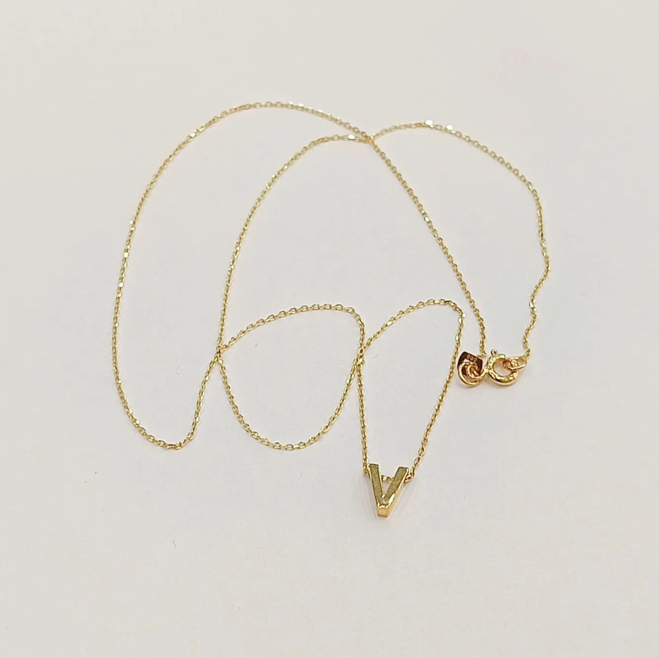 Favori Marka Harf Model Kolye