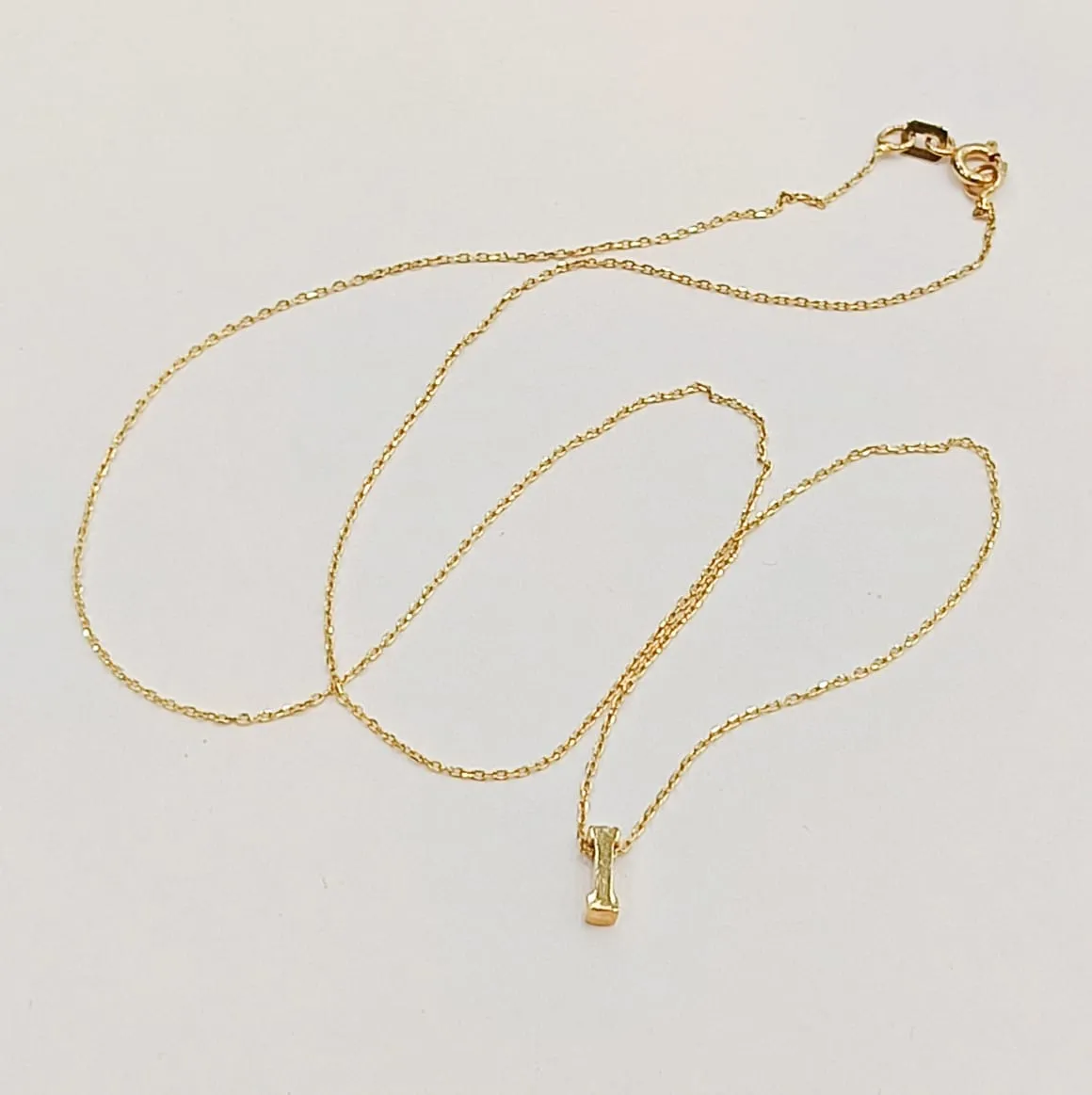 Favori Marka Harf Model Kolye