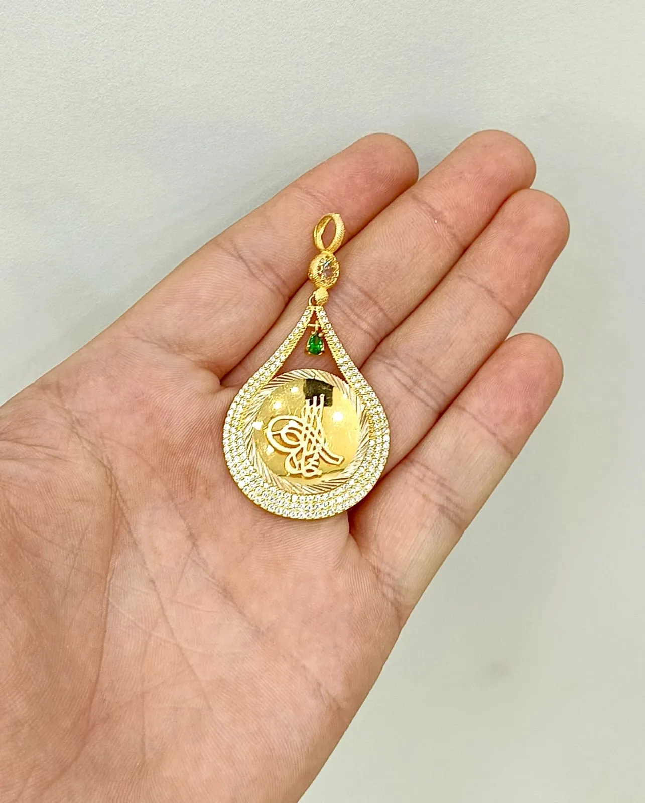 Favori Marka Tuğralı Model Uç