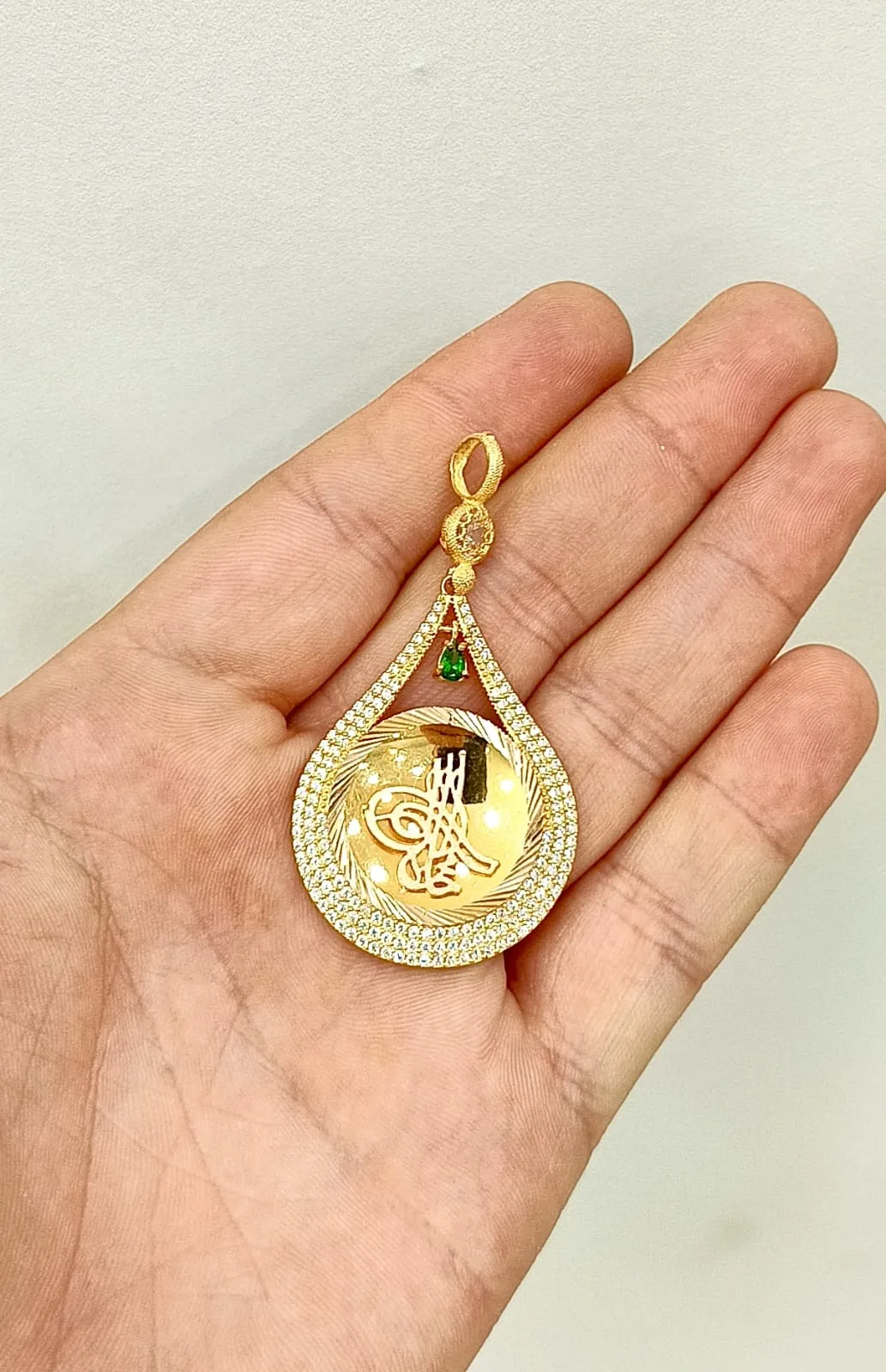 Favori Marka Tuğralı Model Uç