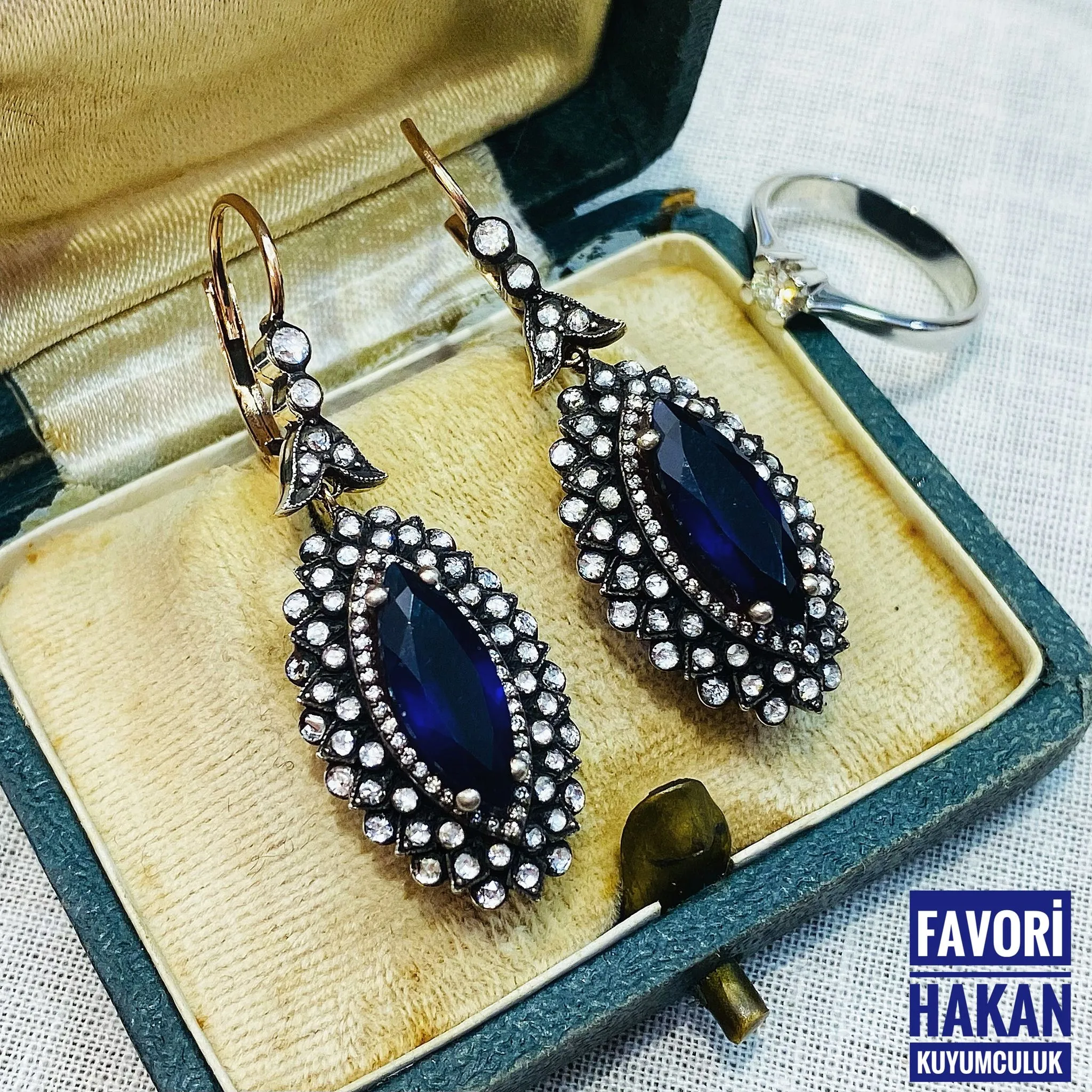 Antika Markiz Safir ve Elmas Taşlı Sallantılı Küpe