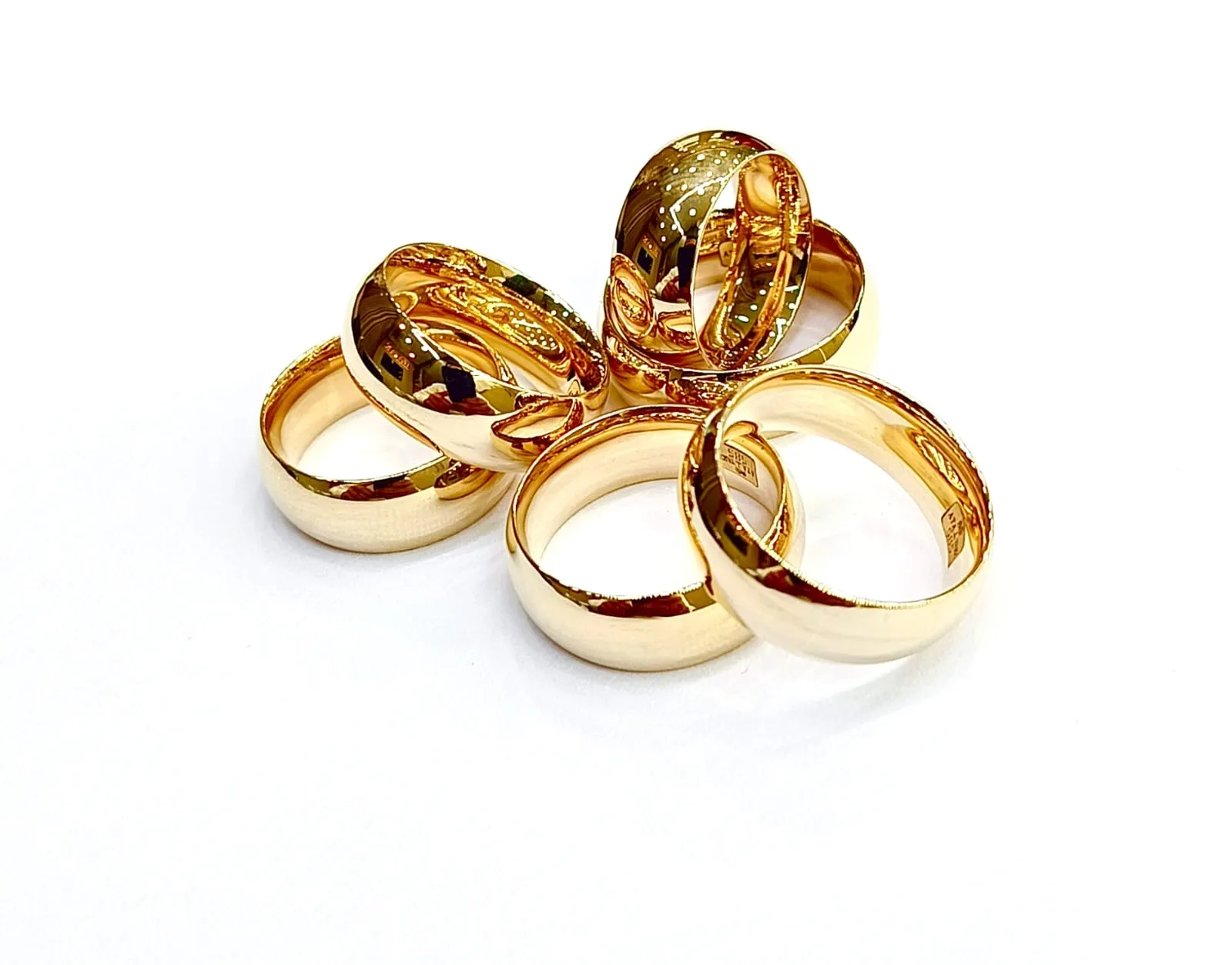 Favori Marka 8mm Bombeli Alyans 15 NO