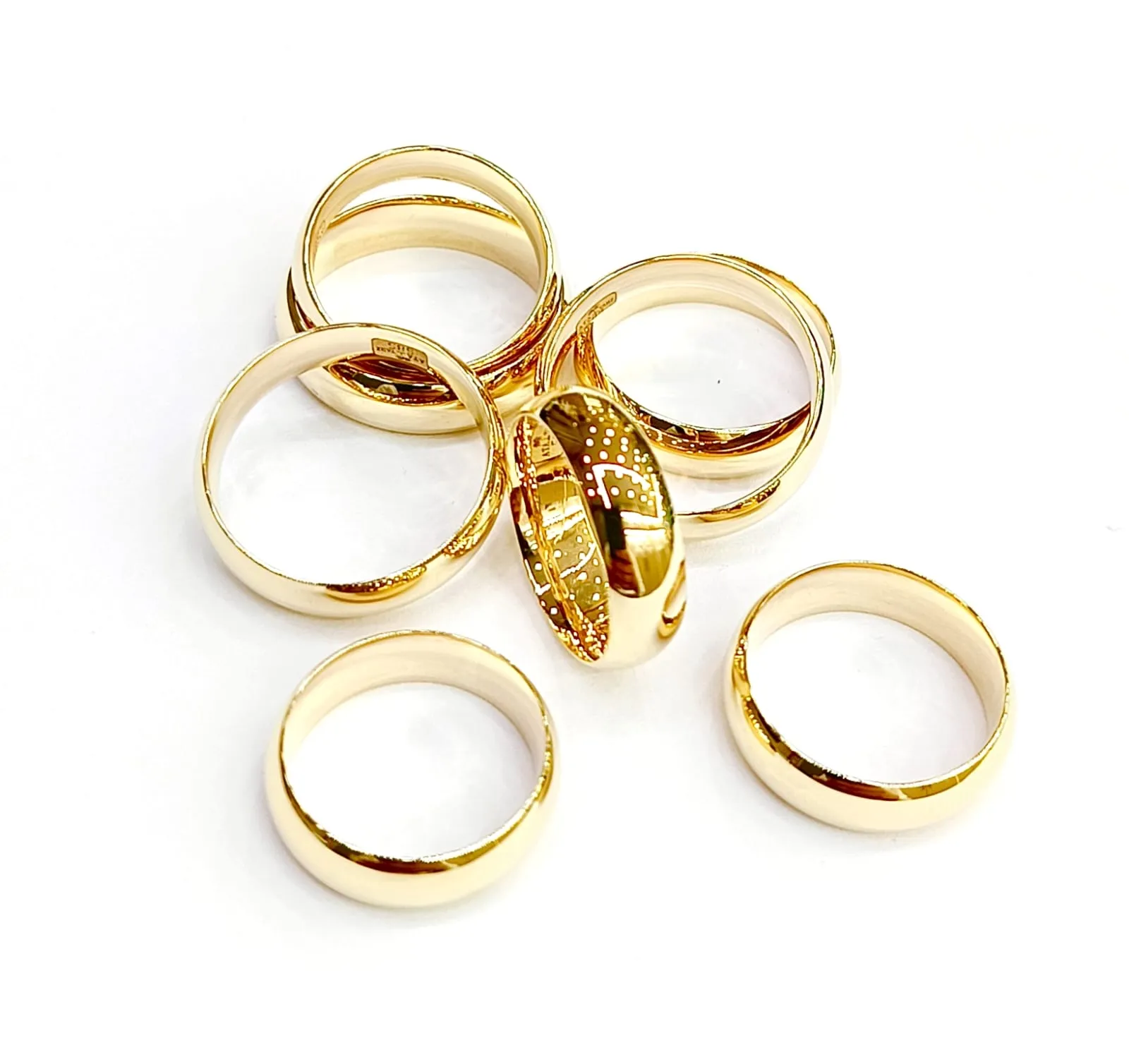 Favori Marka 6mm Bombeli Alyans 18 NO
