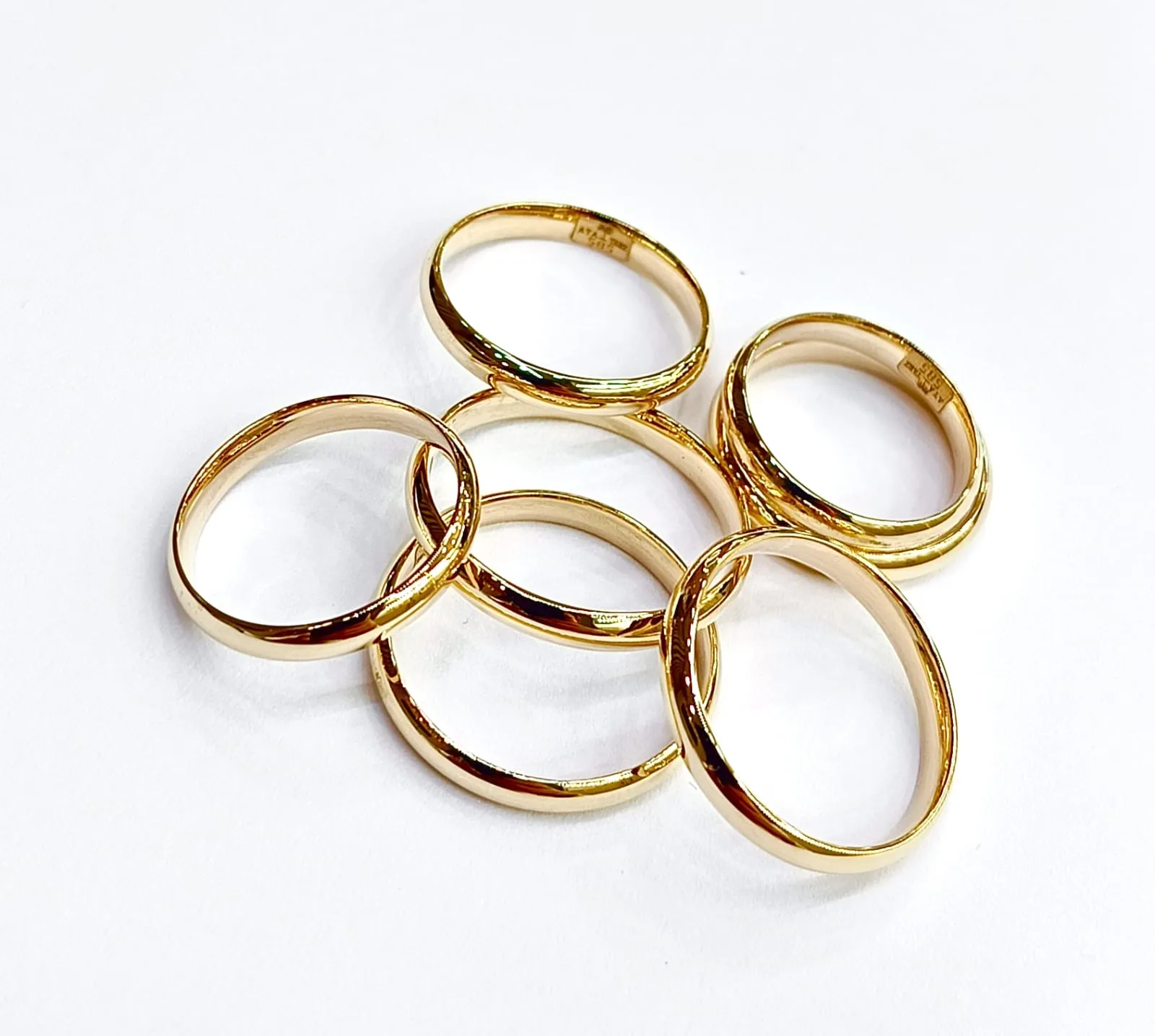 Favori Marka 4mm Bombeli Alyans 15 NO