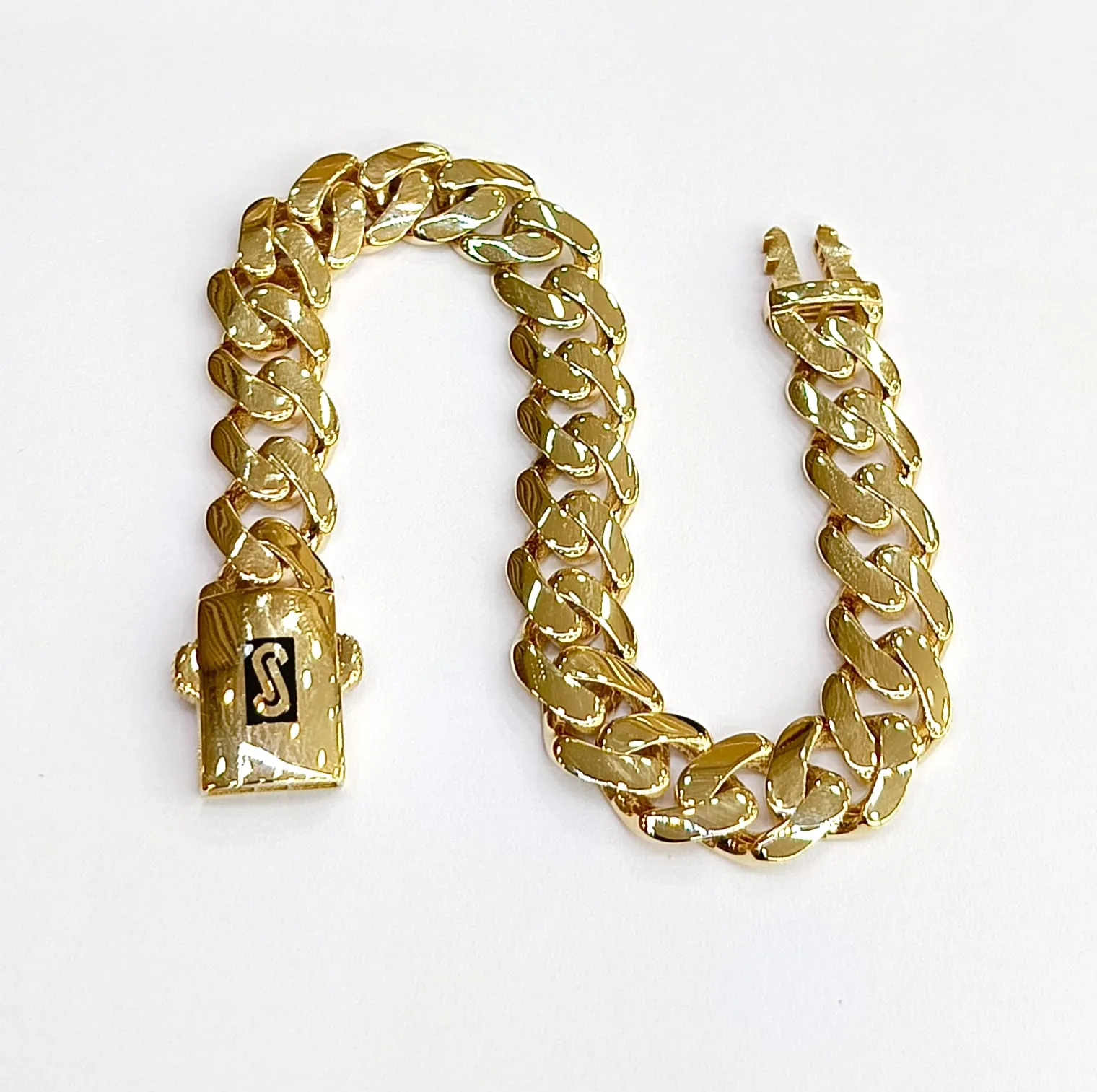 Favori Marka Gurmet Model Bileklik 