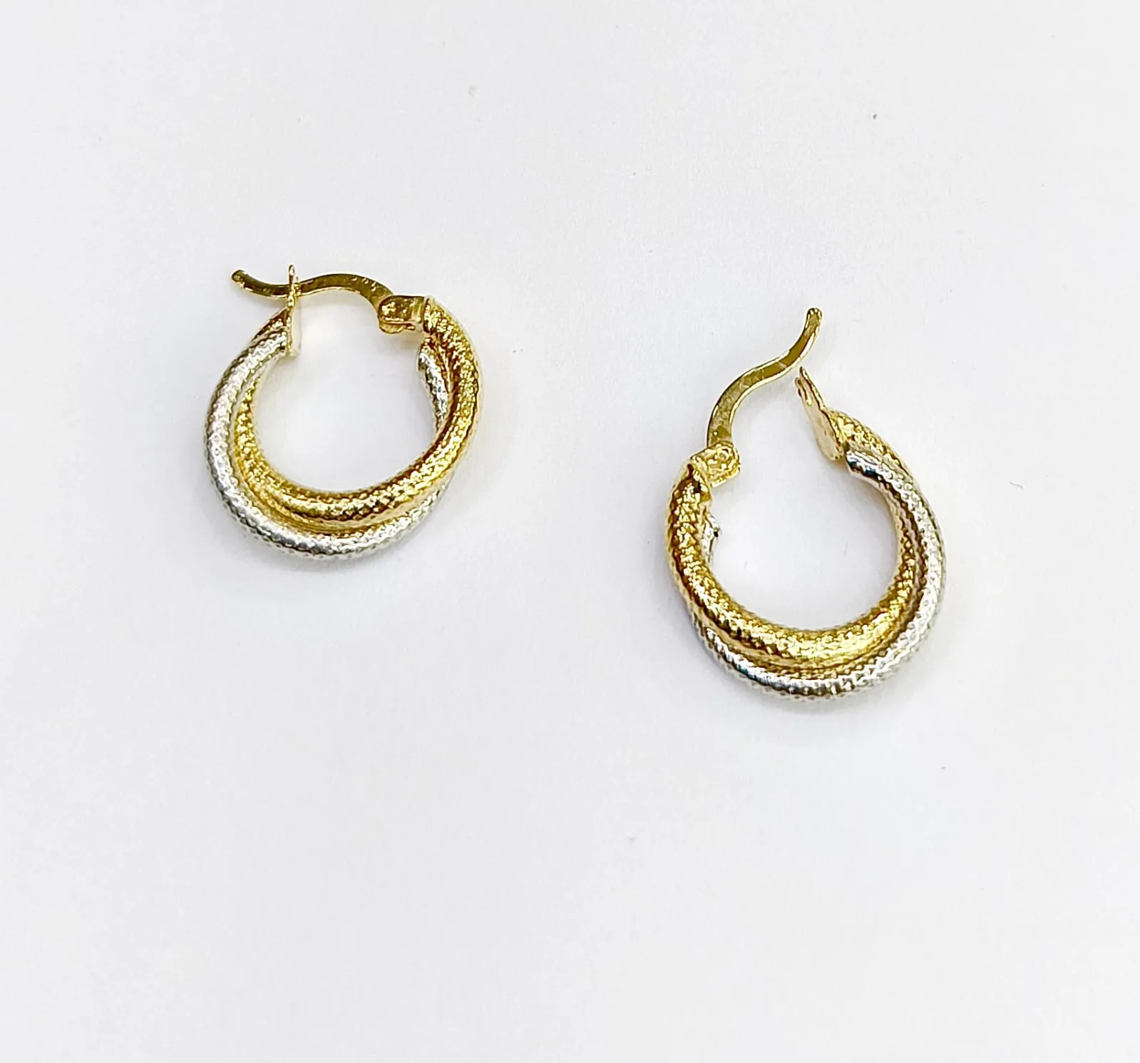 Favori Marka Halka Küpe