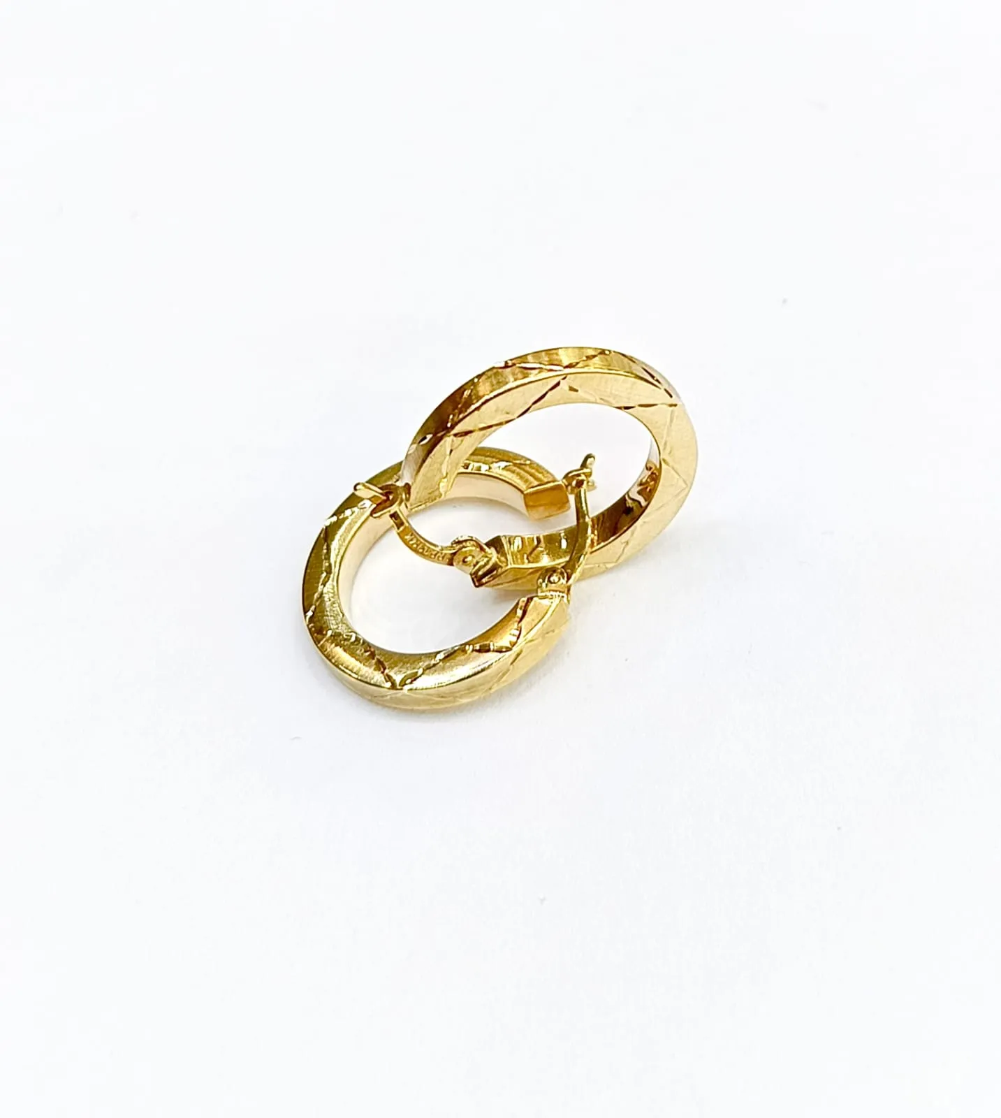 Favori Marka İtalyan Model Halka Küpe