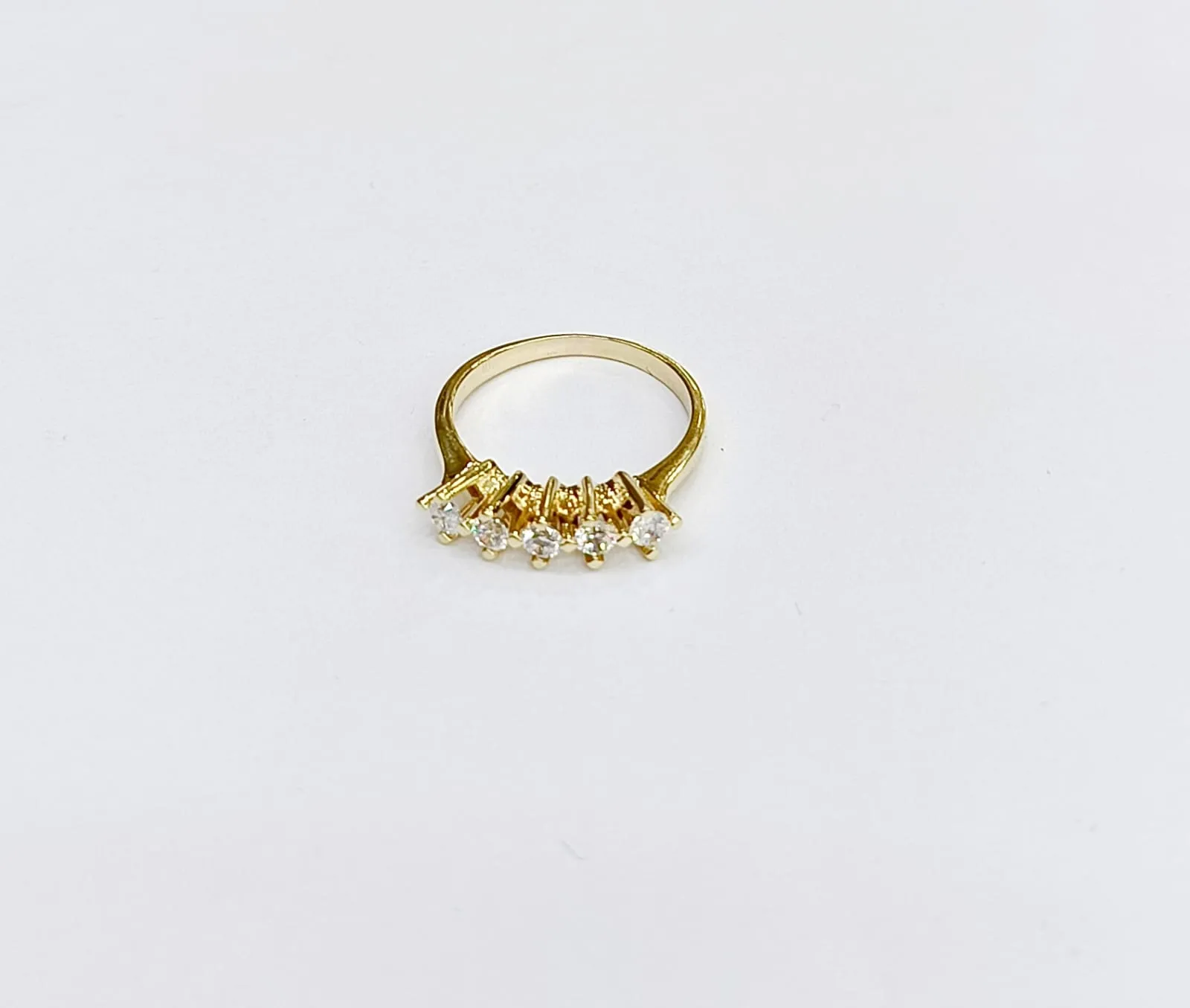 Favori Marka Beş Taş Model Yüzük