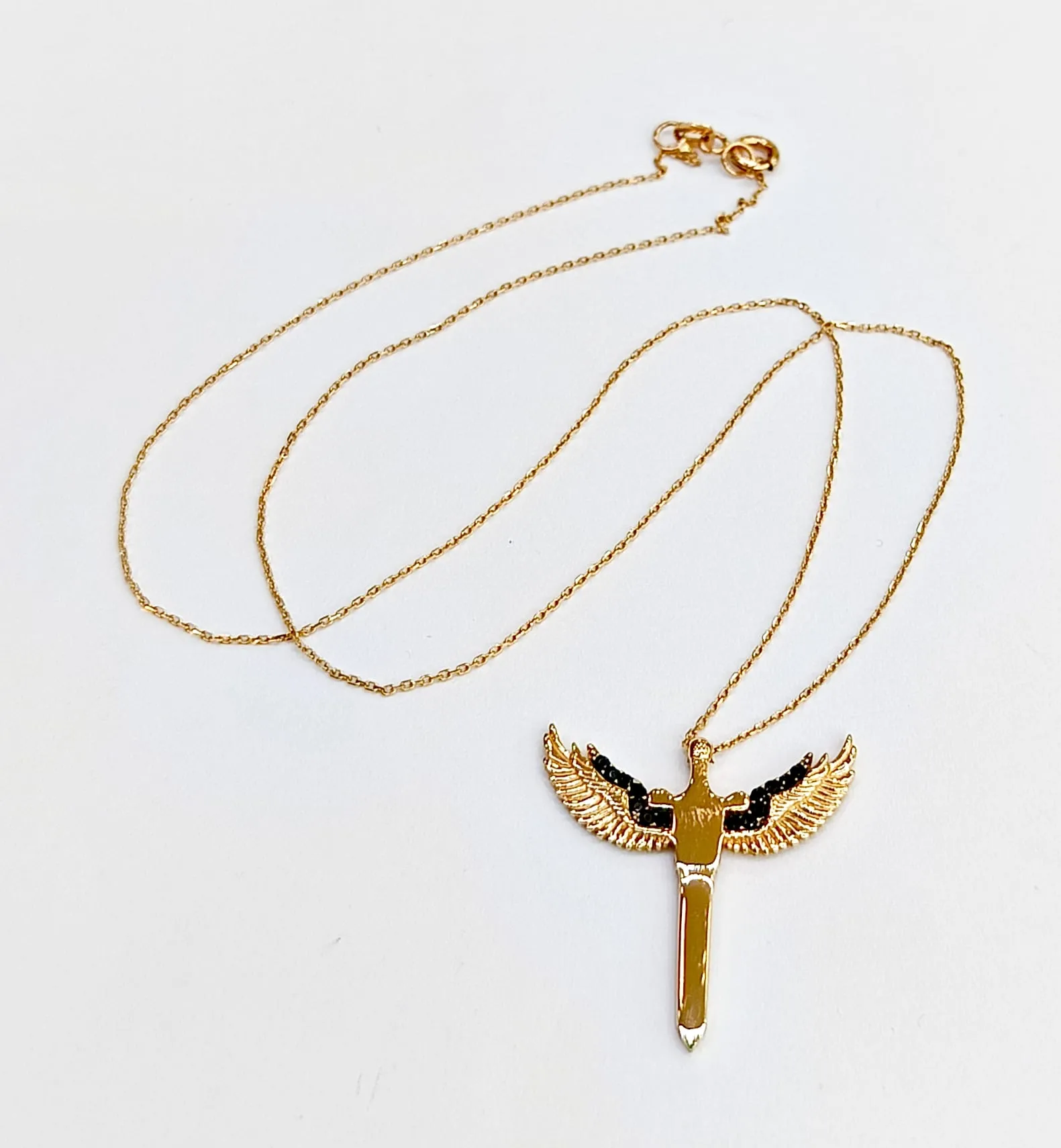 Favori Marka Fantezi Model Uçlu Kolye