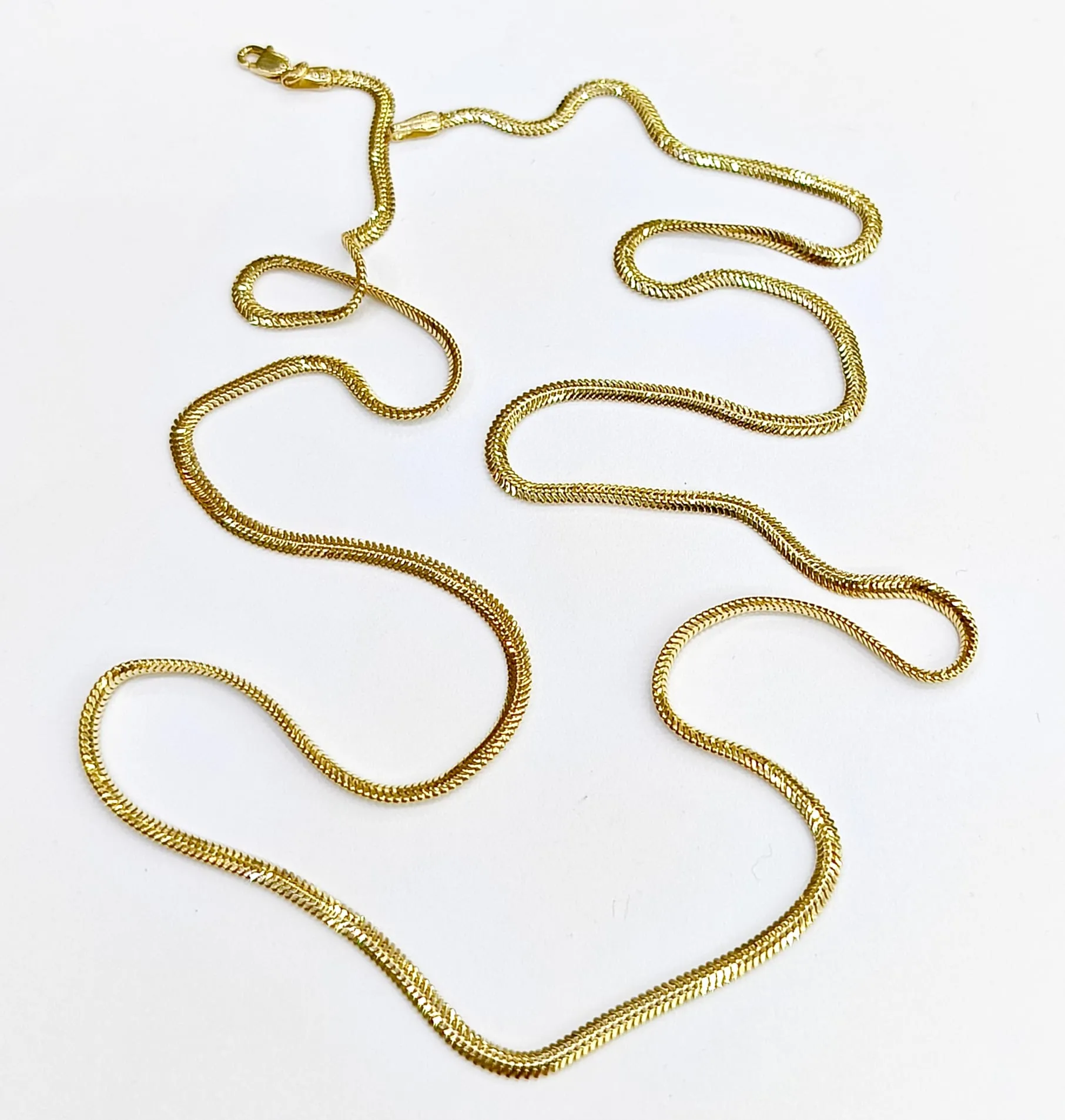 Favori Marka Balık Sırtı Zincir 70 CM