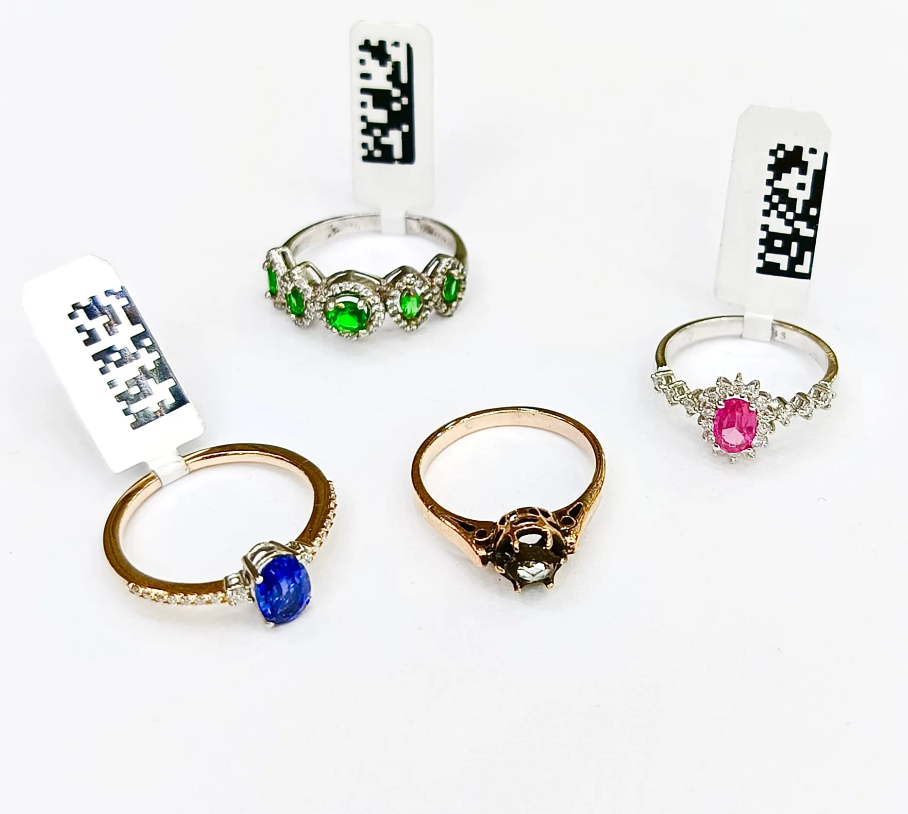 Pinsa Elmas Tektaş Model Yüzük