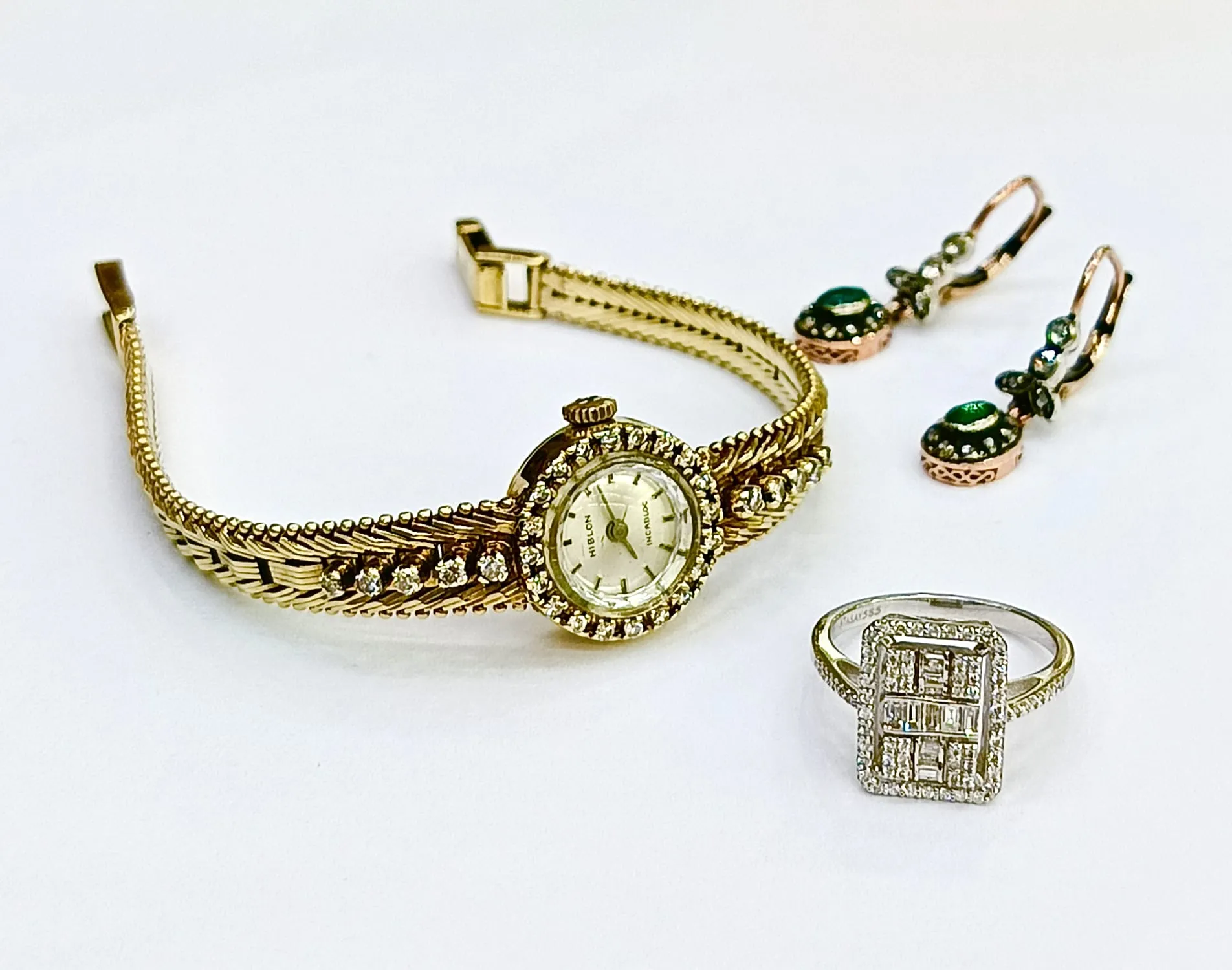 Pırlanta Baget Model Yüzük