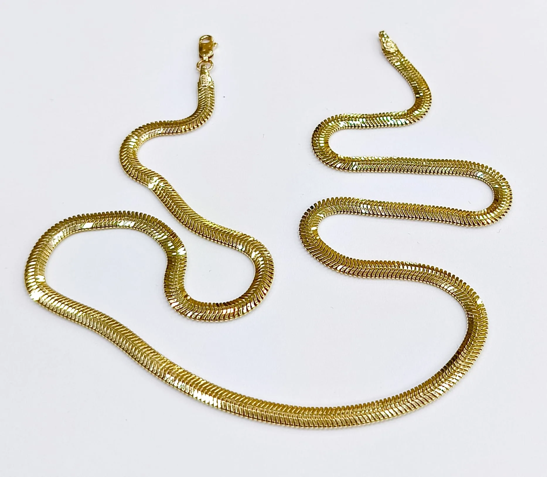 Favori Marka Balık Sırtı Model Zincir