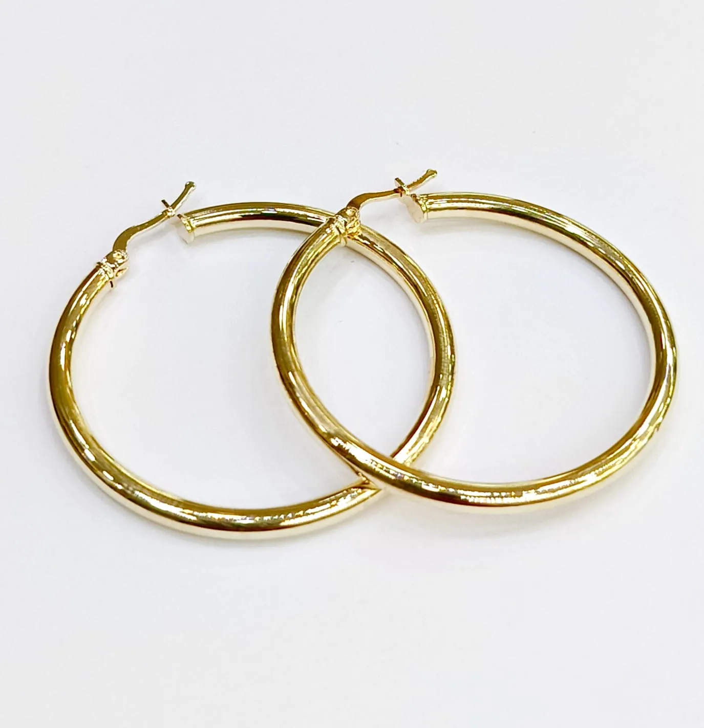 Favori Marka Halka Küpe