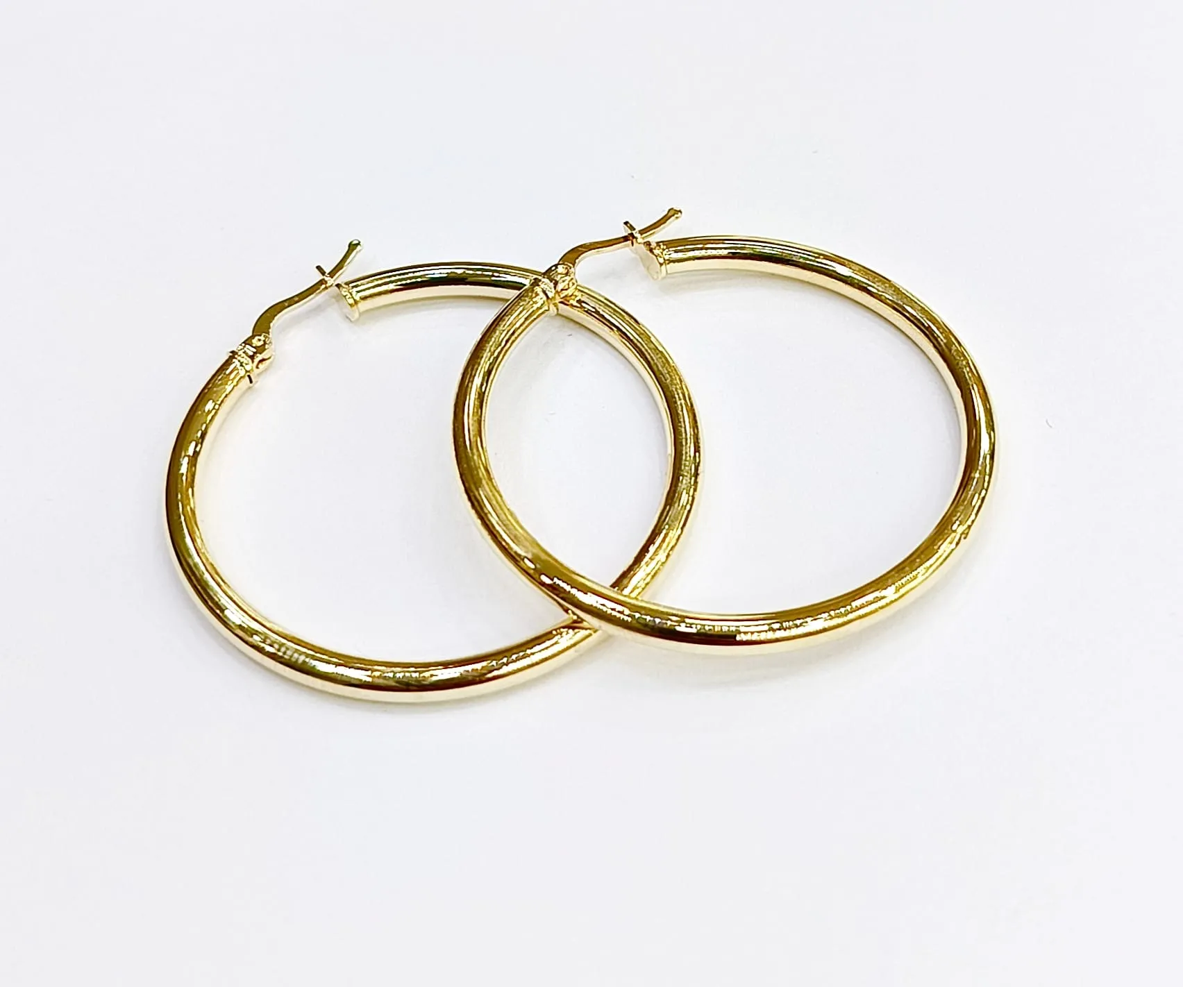 Favori Marka Halka Küpe