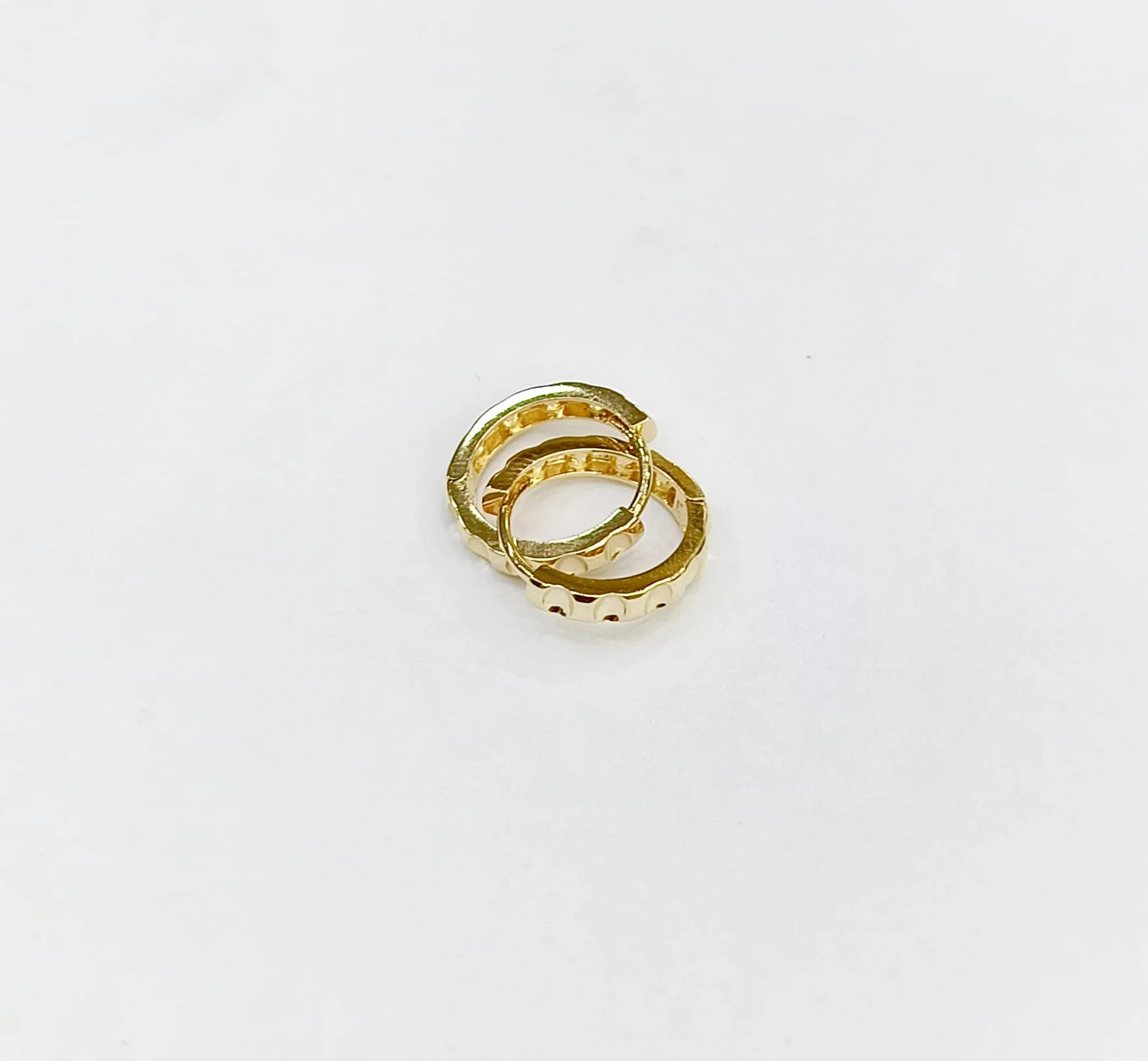 Favori Marka İtalyan Model Halka Küpe 