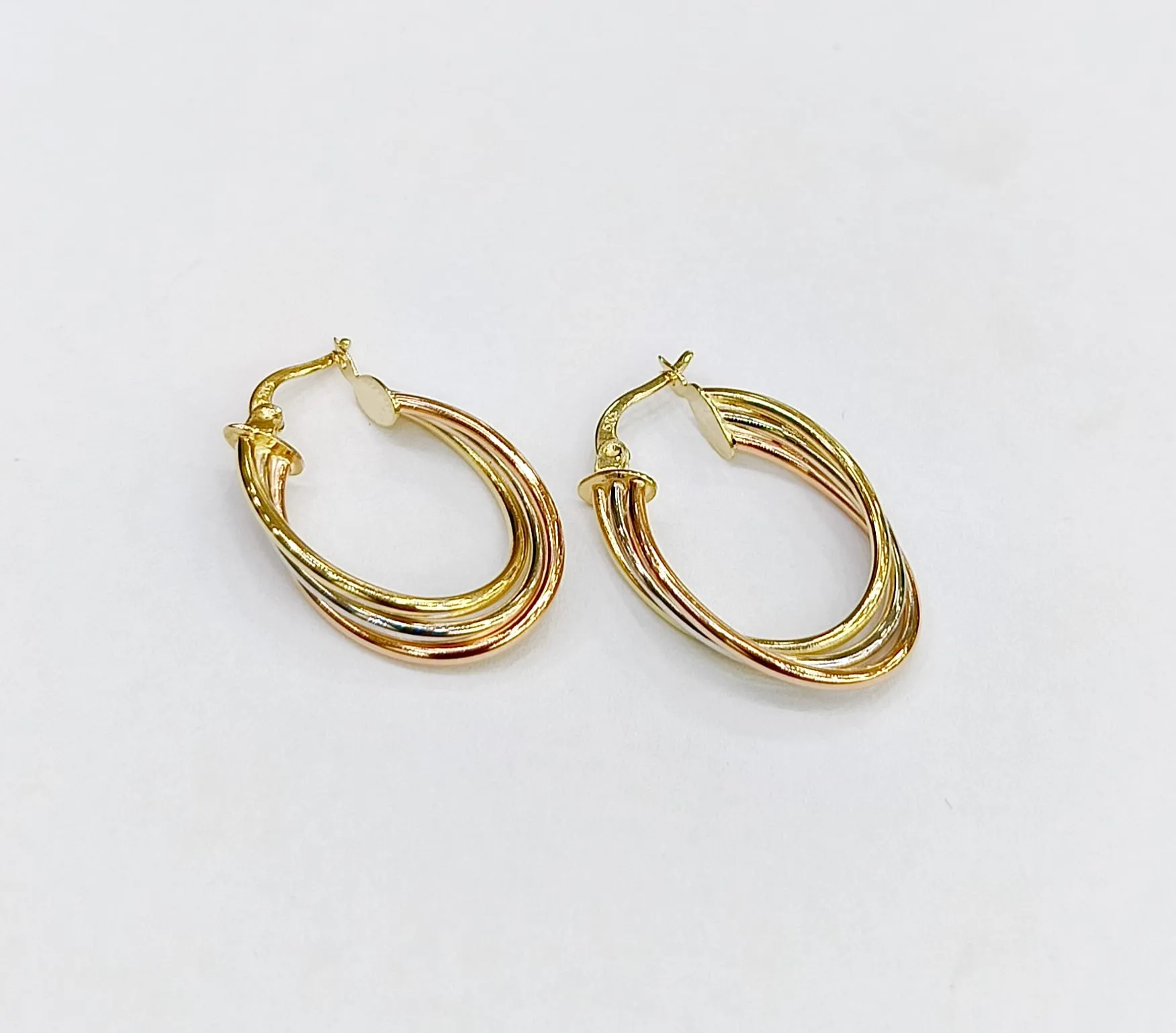 Favori Marka Hallow Küpe