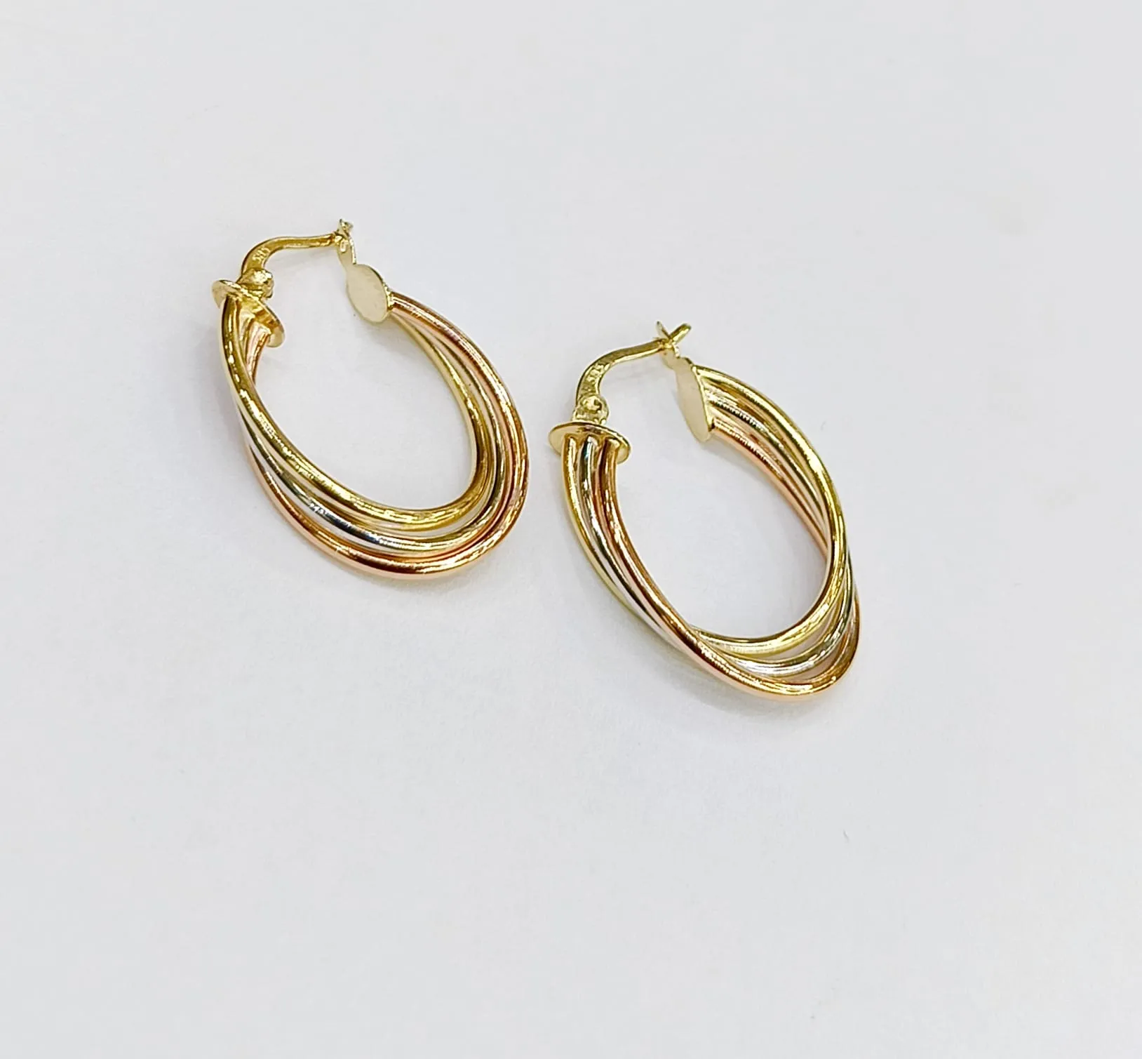 Favori Marka Hallow Küpe