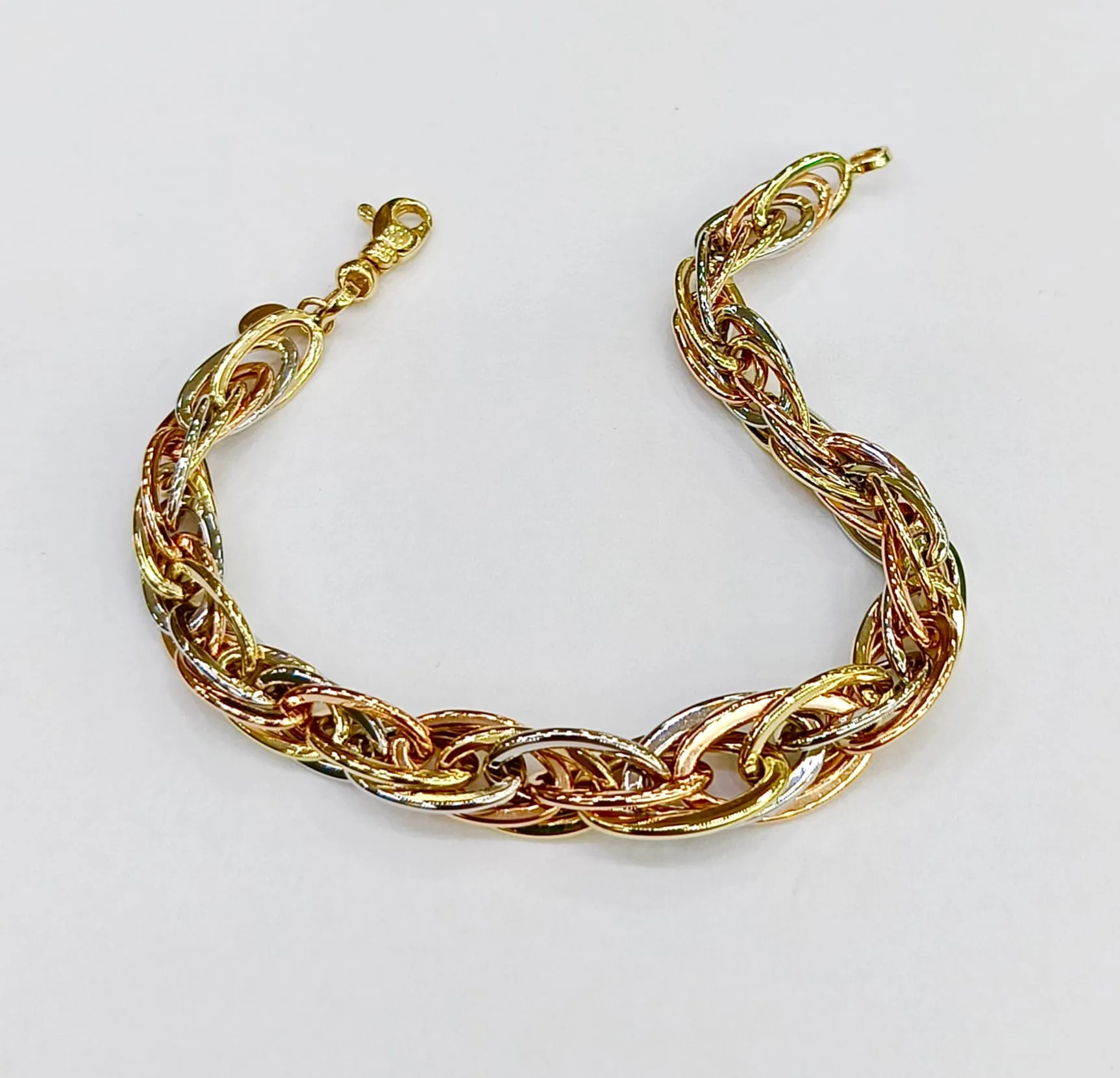 Favori Marka Hallow Model Bileklik 