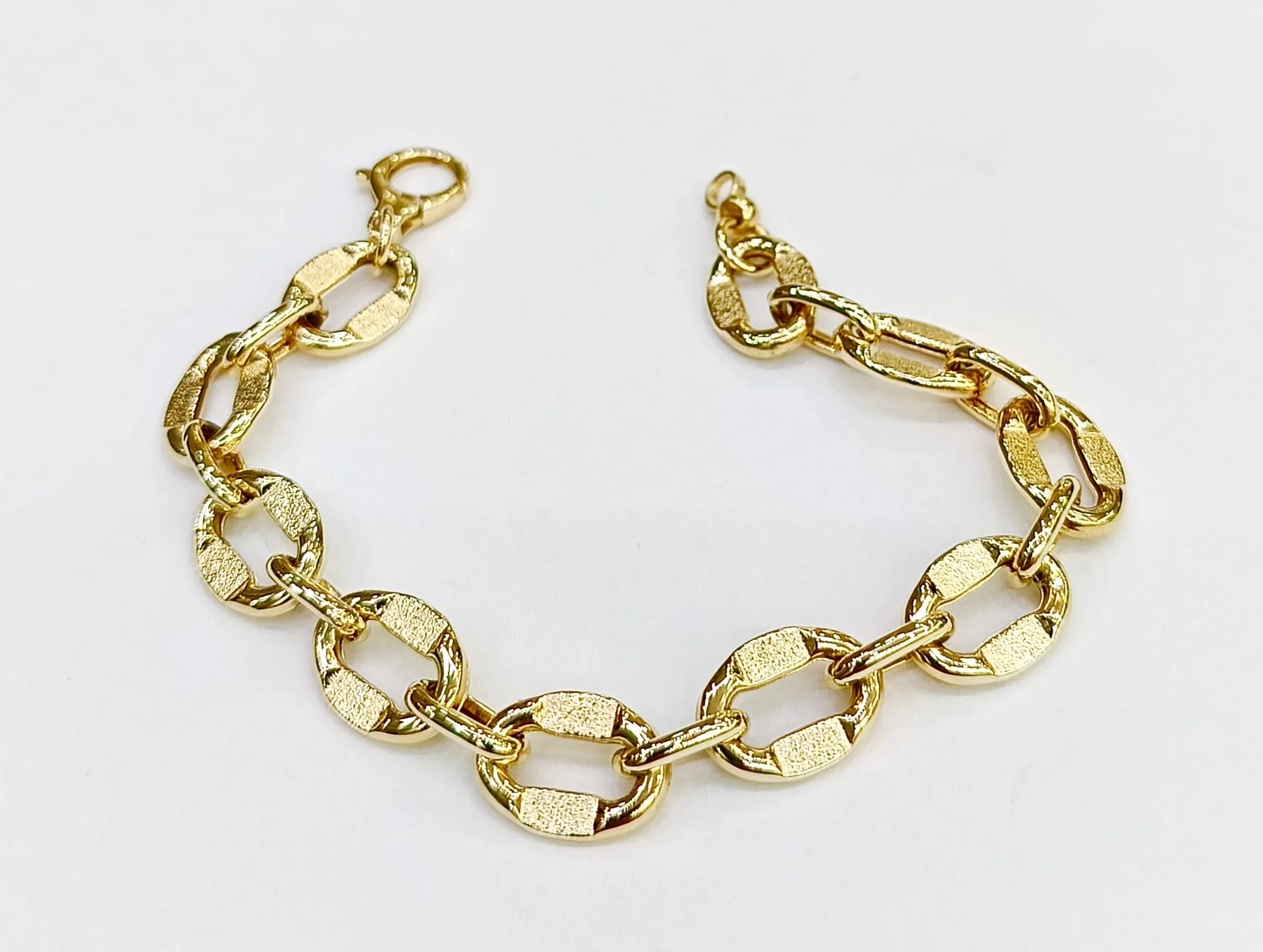 Favori Marka İtalyan Model Bileklik 