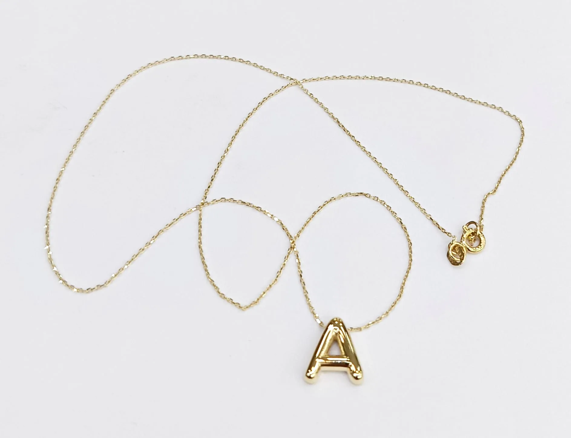 Favori Marka Harf Model Kolye