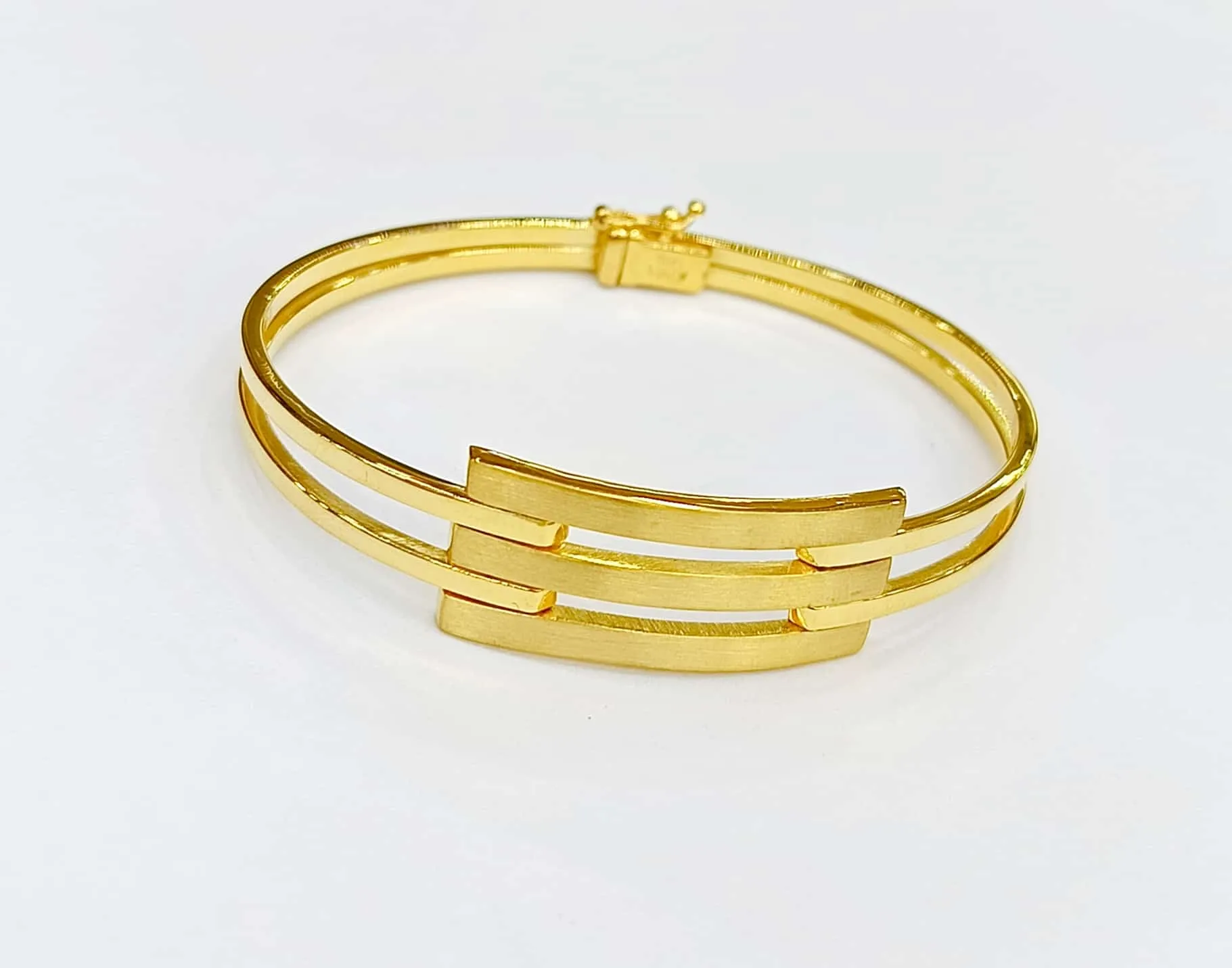 Favori Marka Kaburga Model Kelepçe