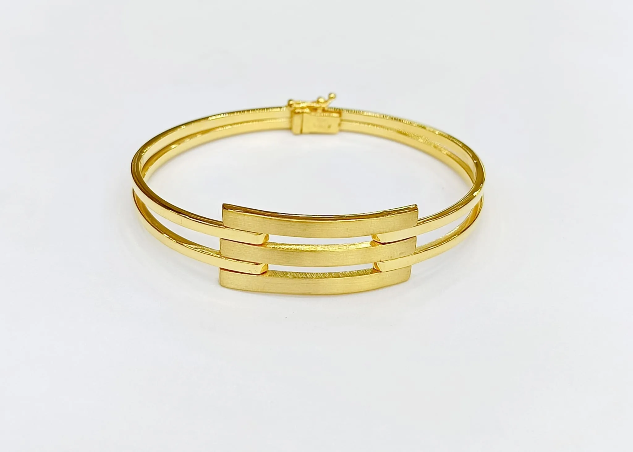 Favori Marka Kaburga Model Kelepçe