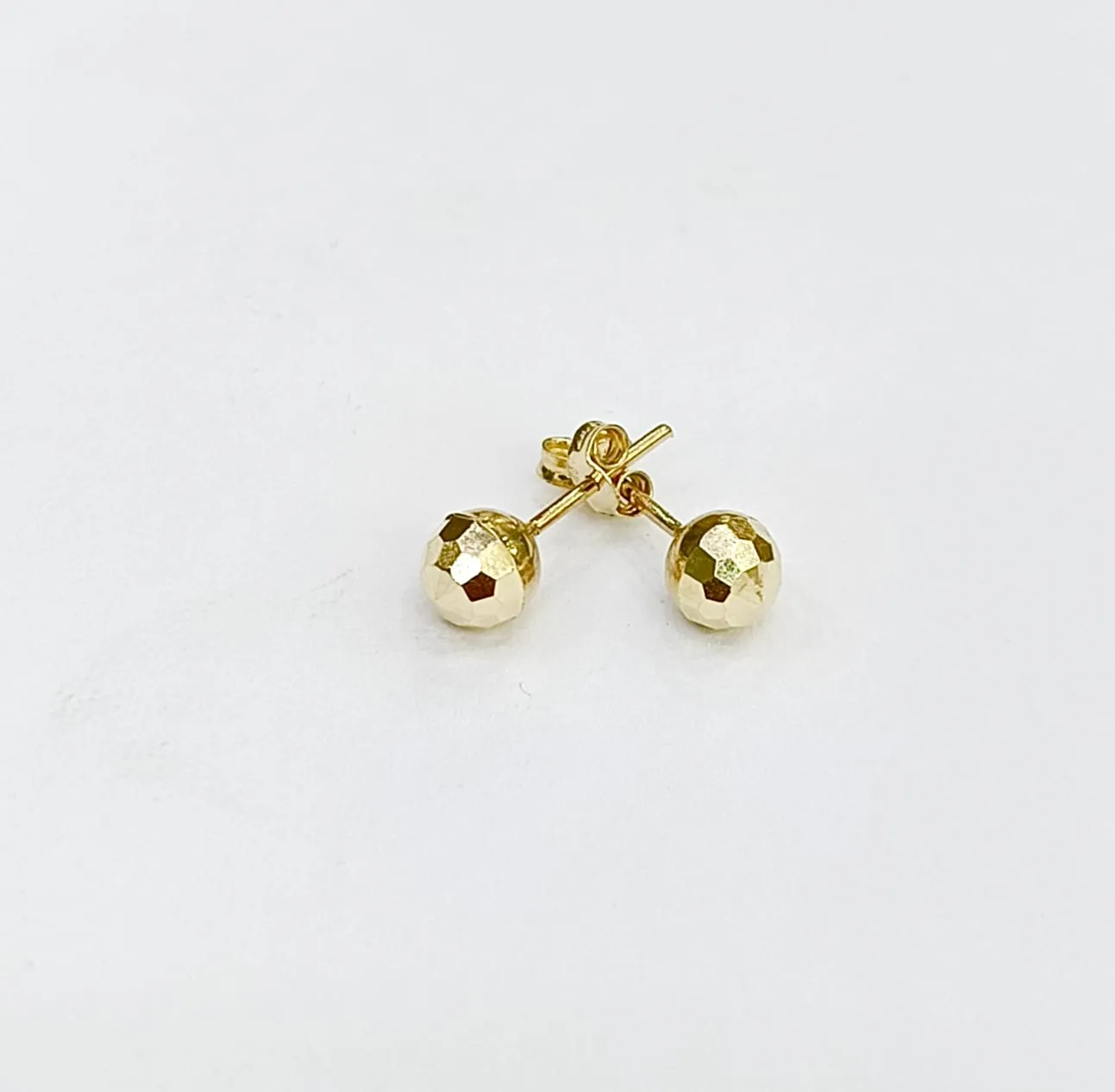 Favori Marka Top Küpe