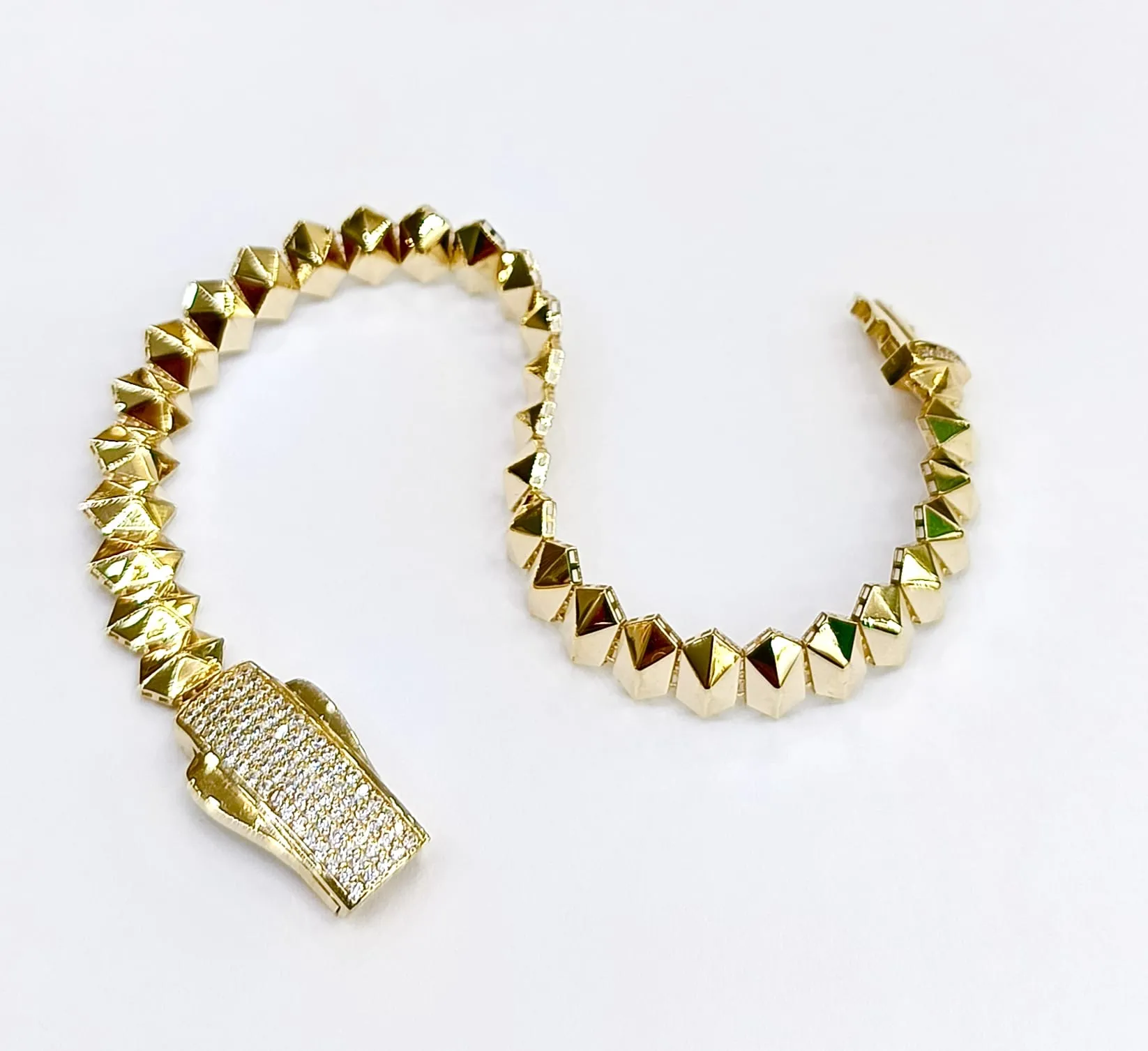 Favori Marka İtalyan Model Bileklik 