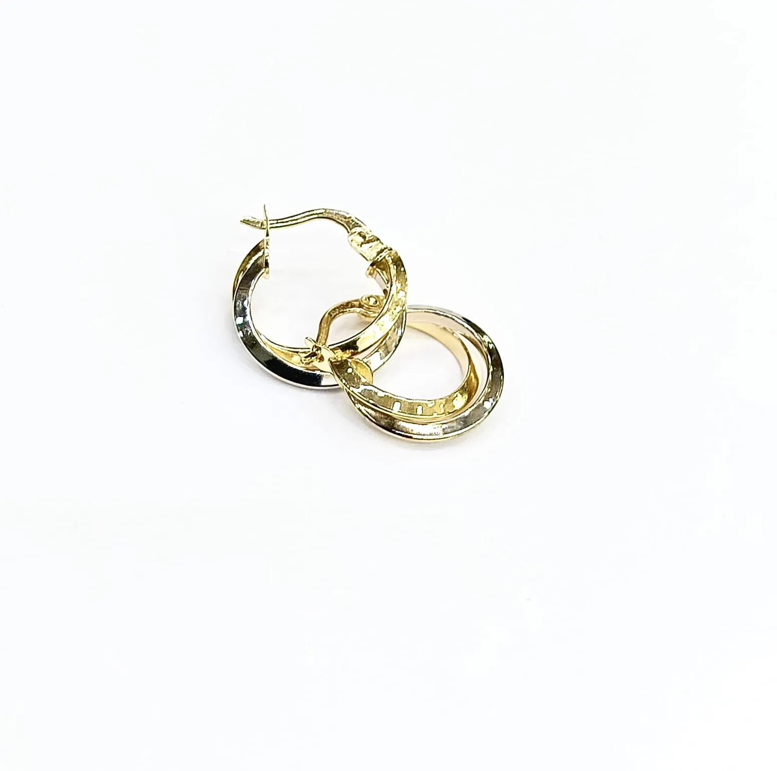 Favori Marka Halka Küpe