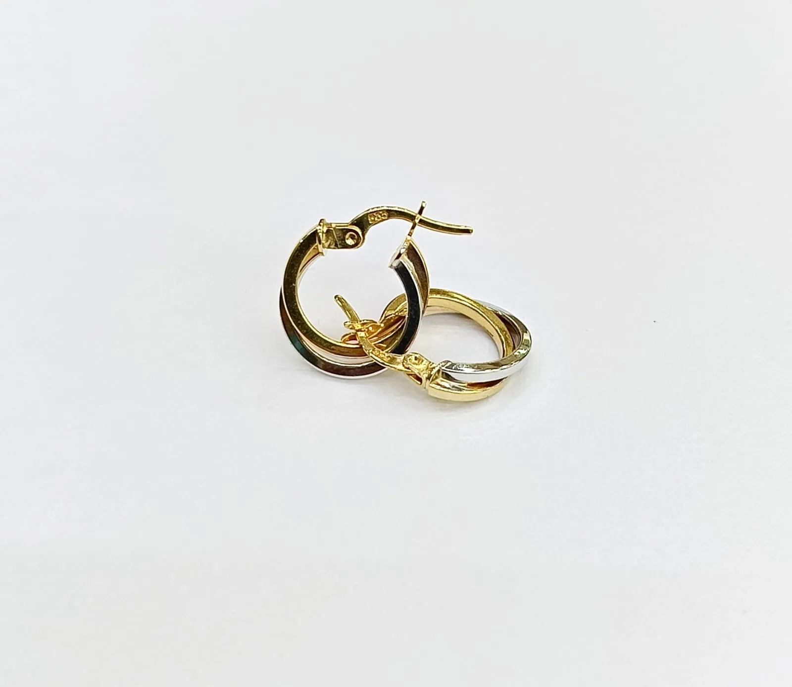 Favori Marka Halka Küpe