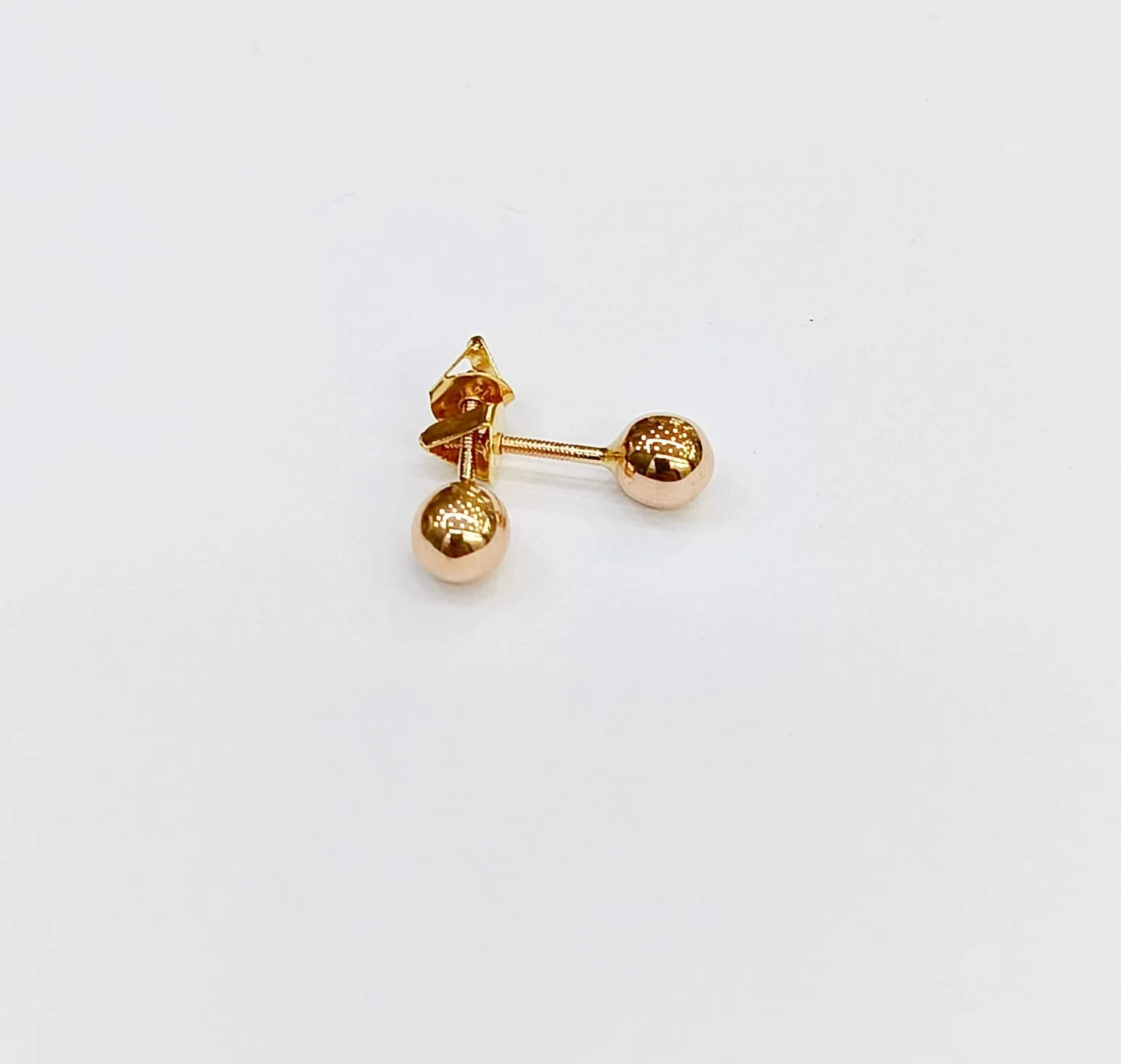 Favori Marka Top Küpe