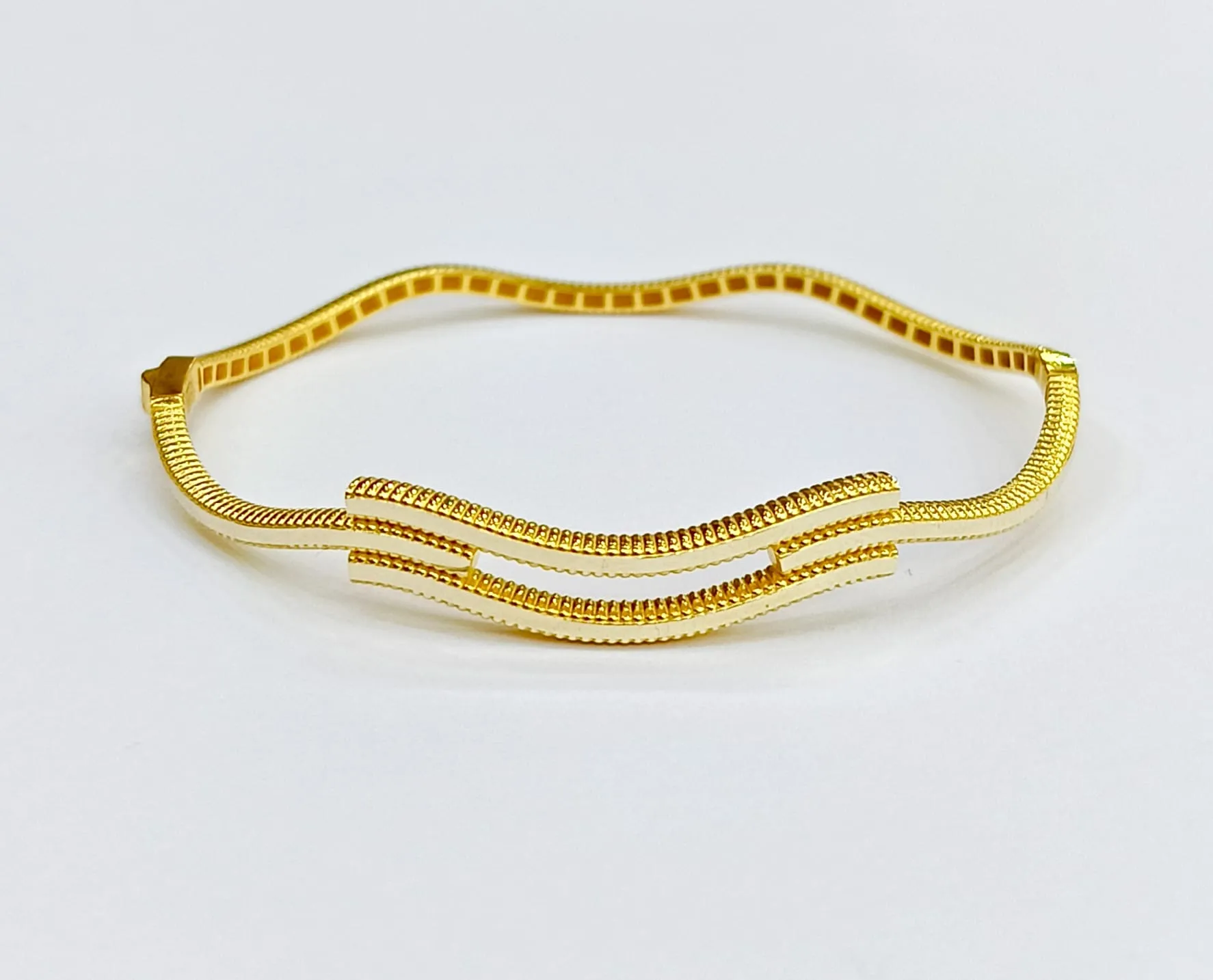 Favori Marka Zigzag Model Kaburga Kelepçe 