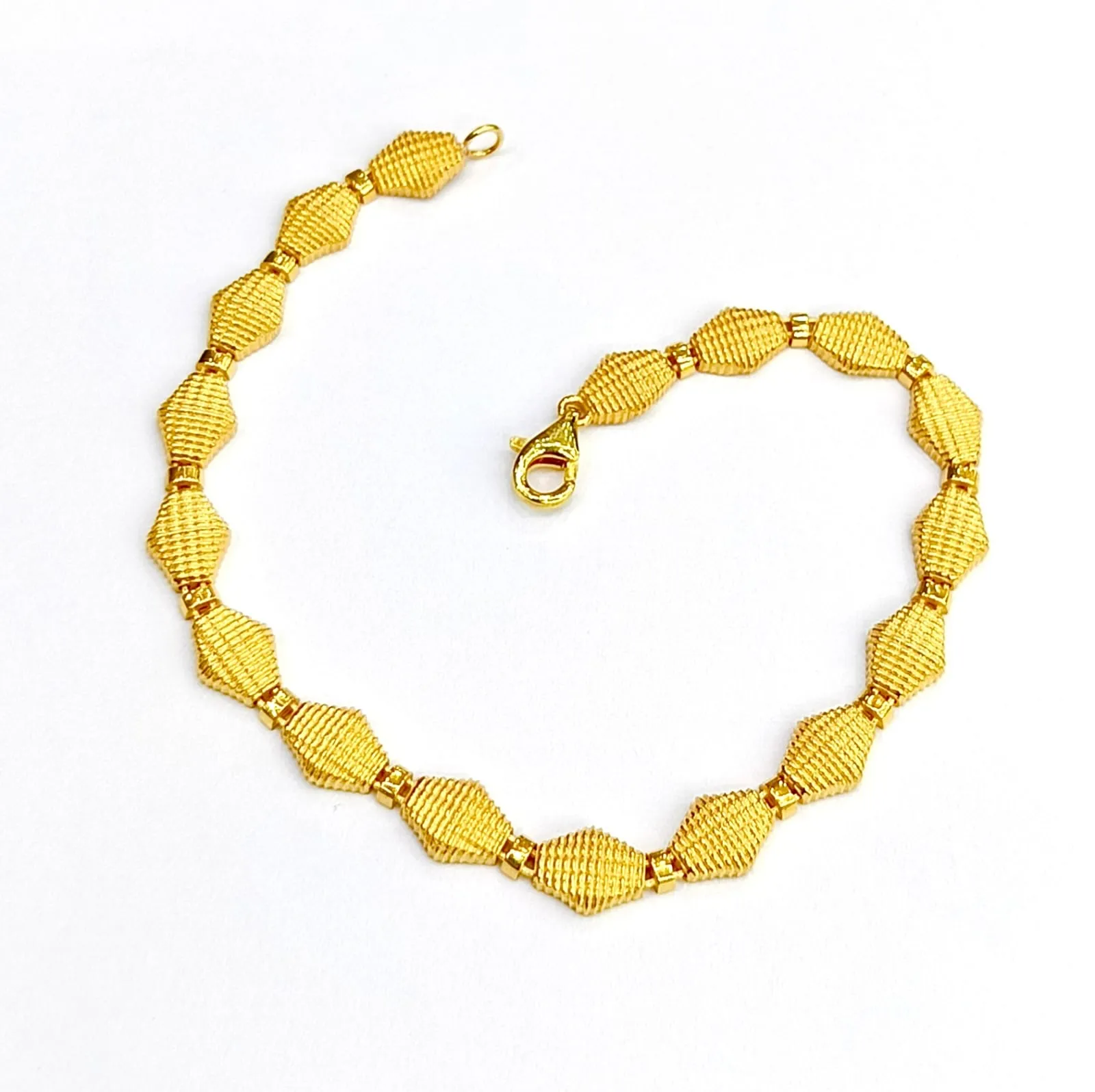 Favori Marka Sarı Renk Bileklik