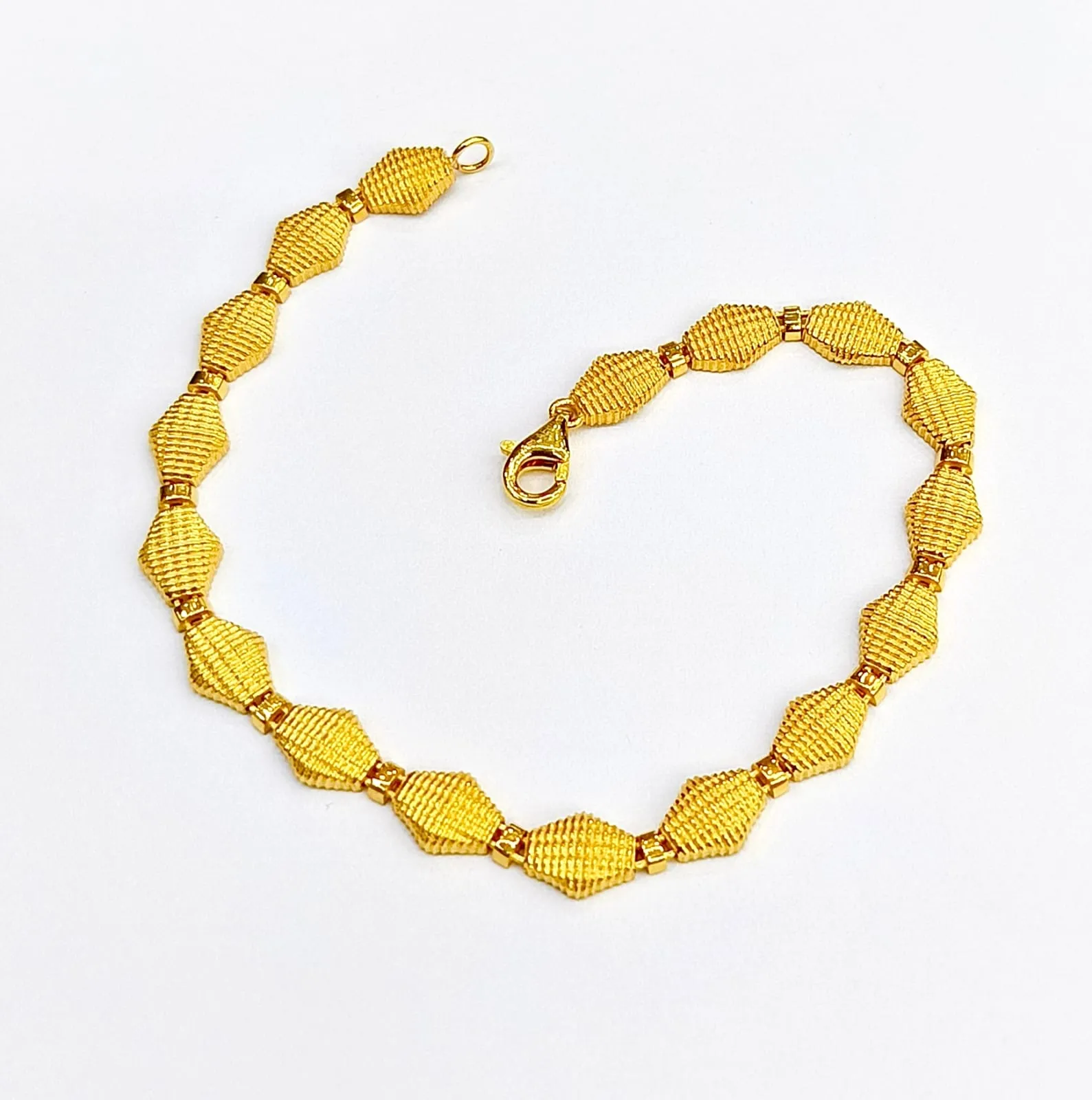 Favori Marka Sarı Renk Bileklik