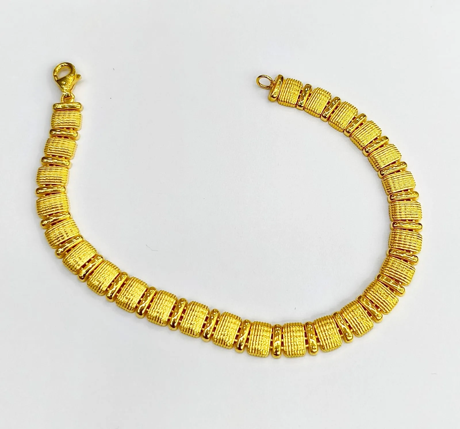 Favori Marka Sarı Renk Bileklik 