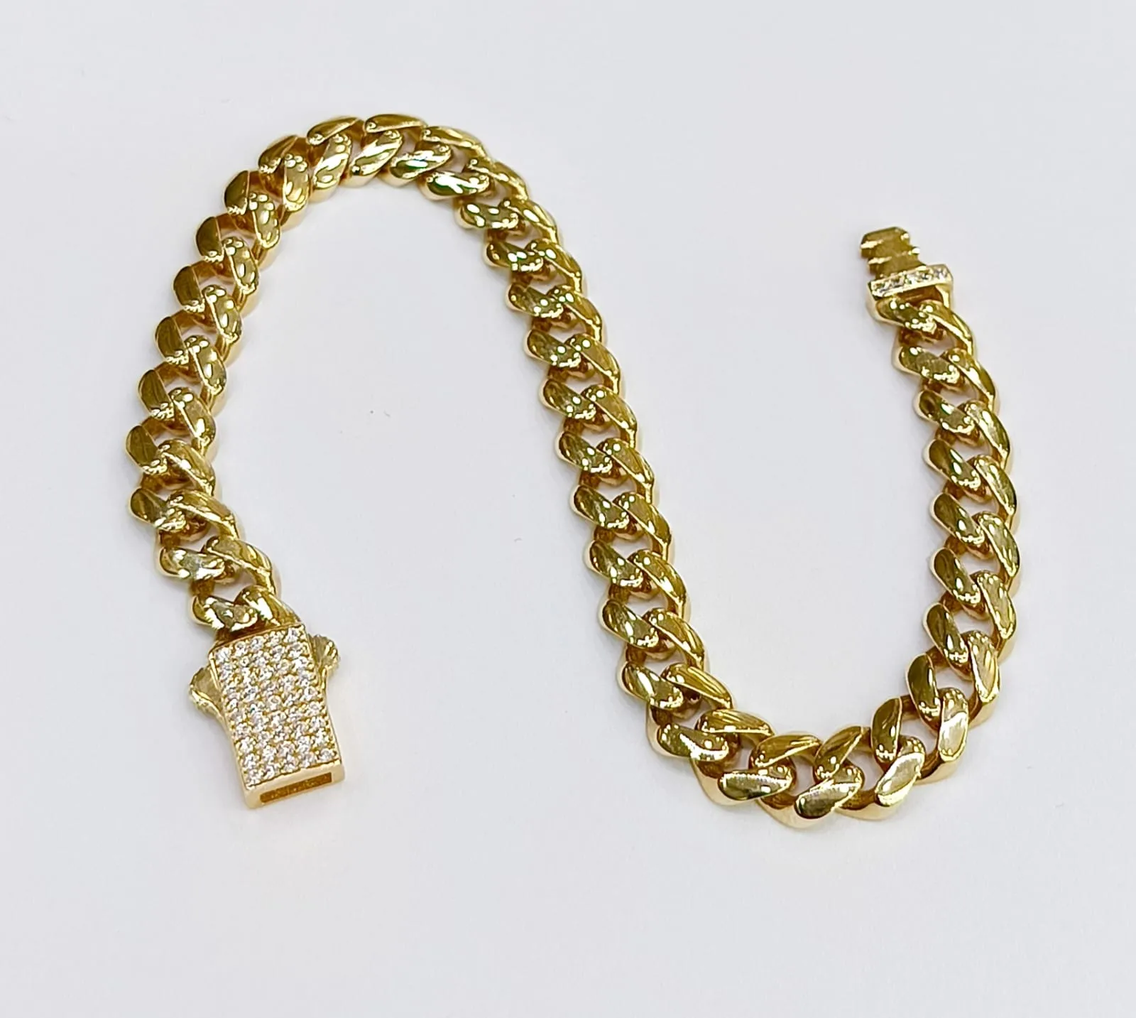 Favori Marka Gurmet Model Bileklik 