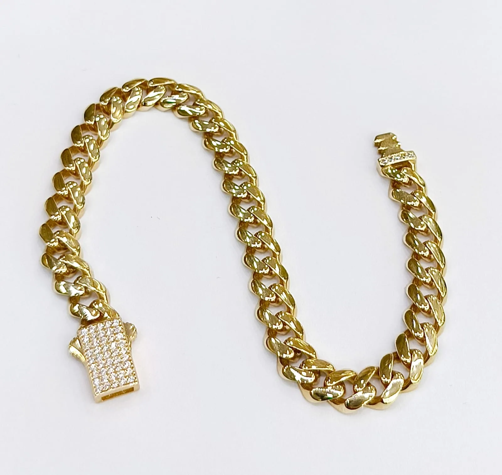 Favori Marka Gurmet Model Bileklik 