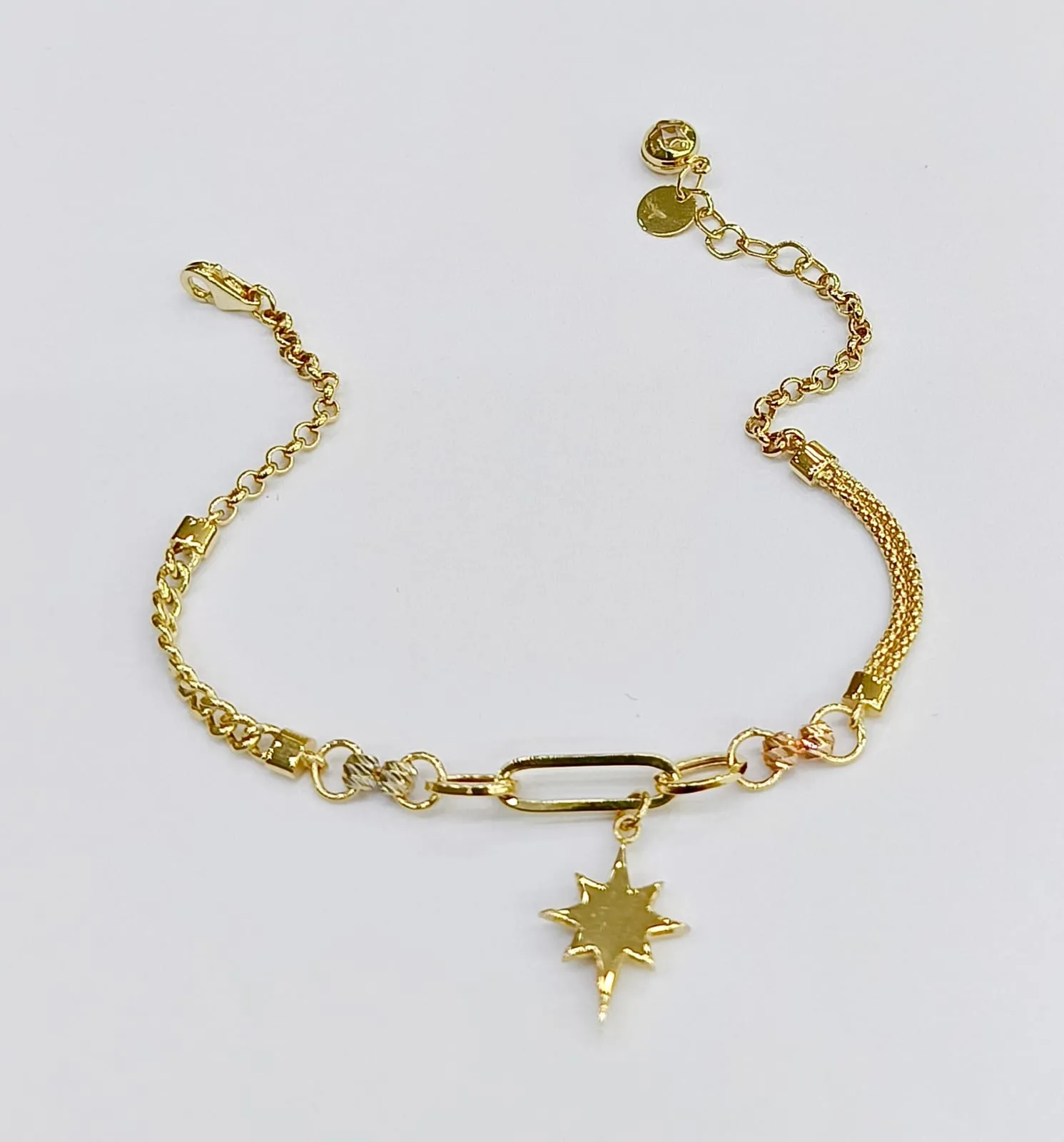 Favori Marka Kuzey Yıldızı Model Bileklik 