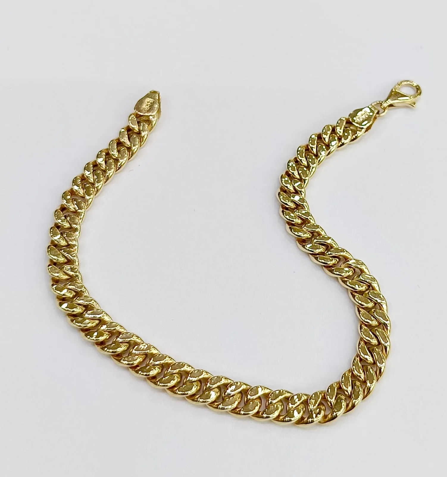 Favori Marka Gurmet Model Bileklik 