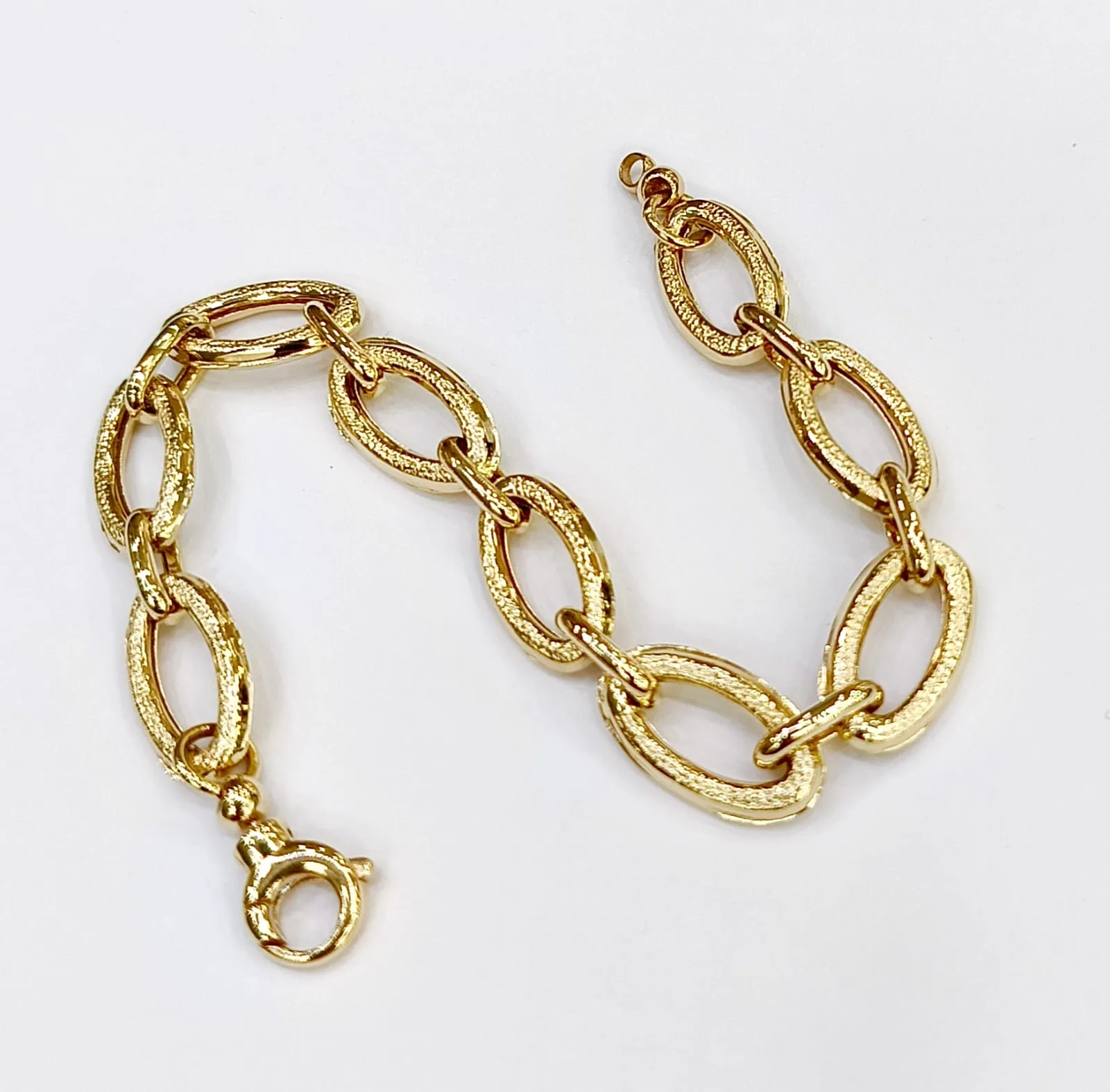 Favori Marka İtalyan Model Bileklik 