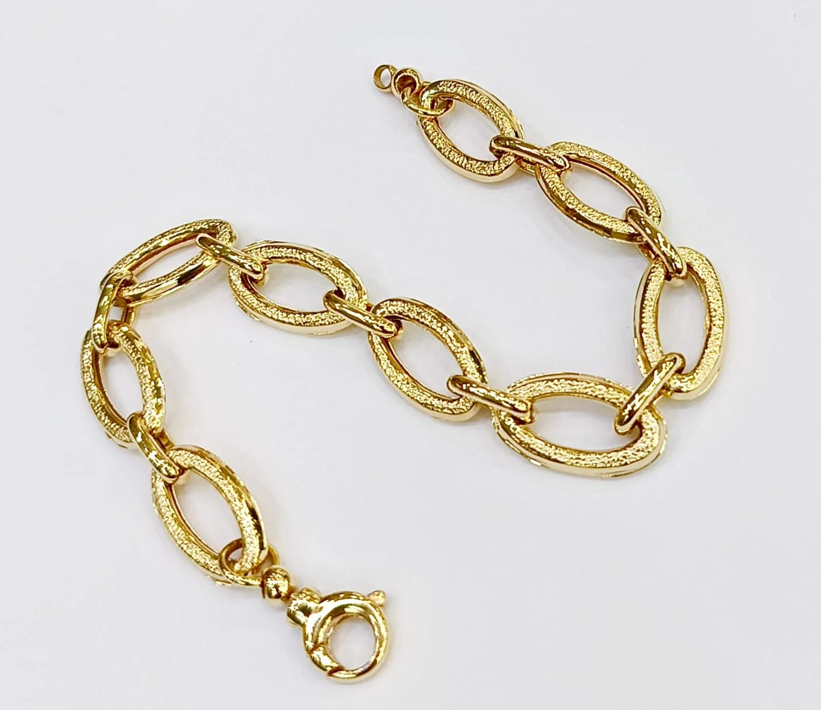 Favori Marka İtalyan Model Bileklik 