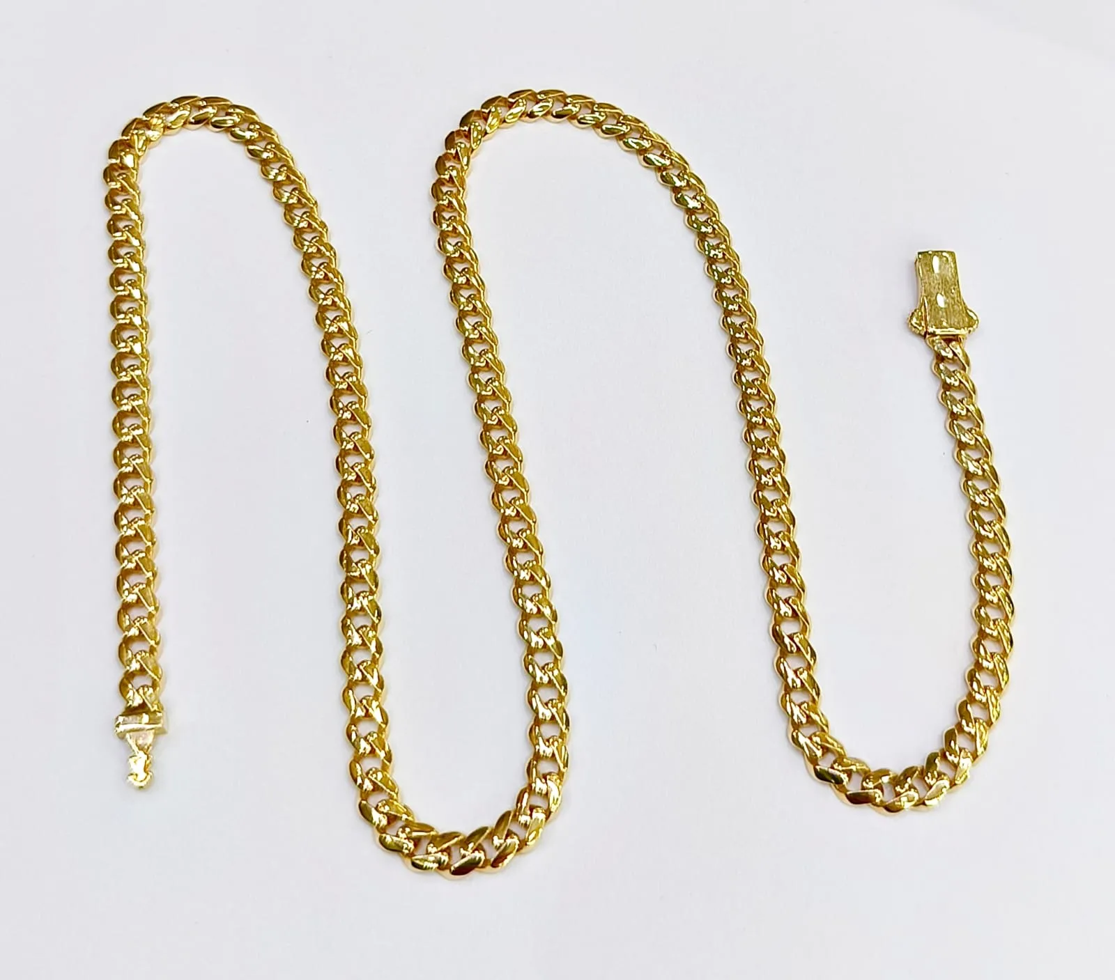 Favori Marka Gurmet Model Bileklik 