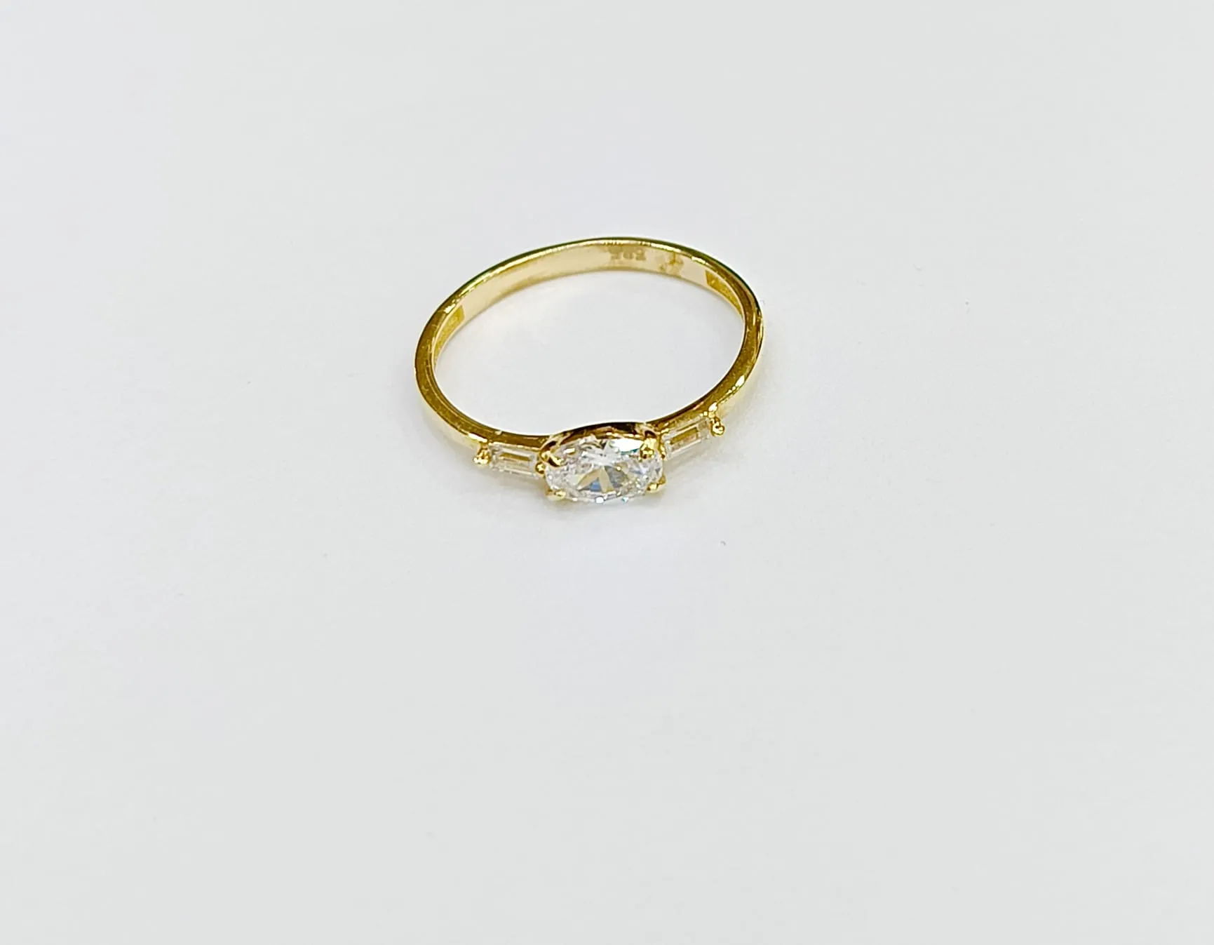 Favori Marka Taşlı Yüzük