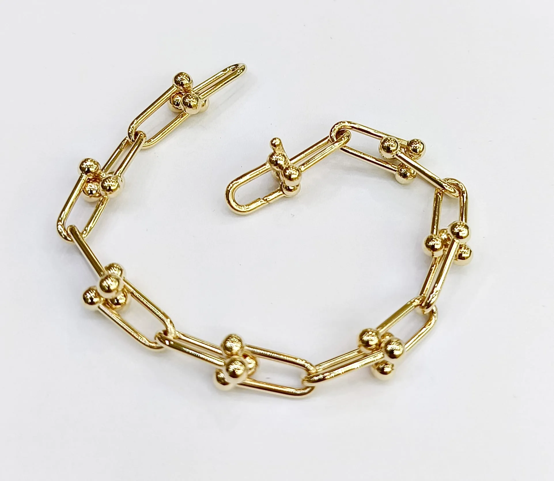 Favori Marka İtalyan Model Bileklik 