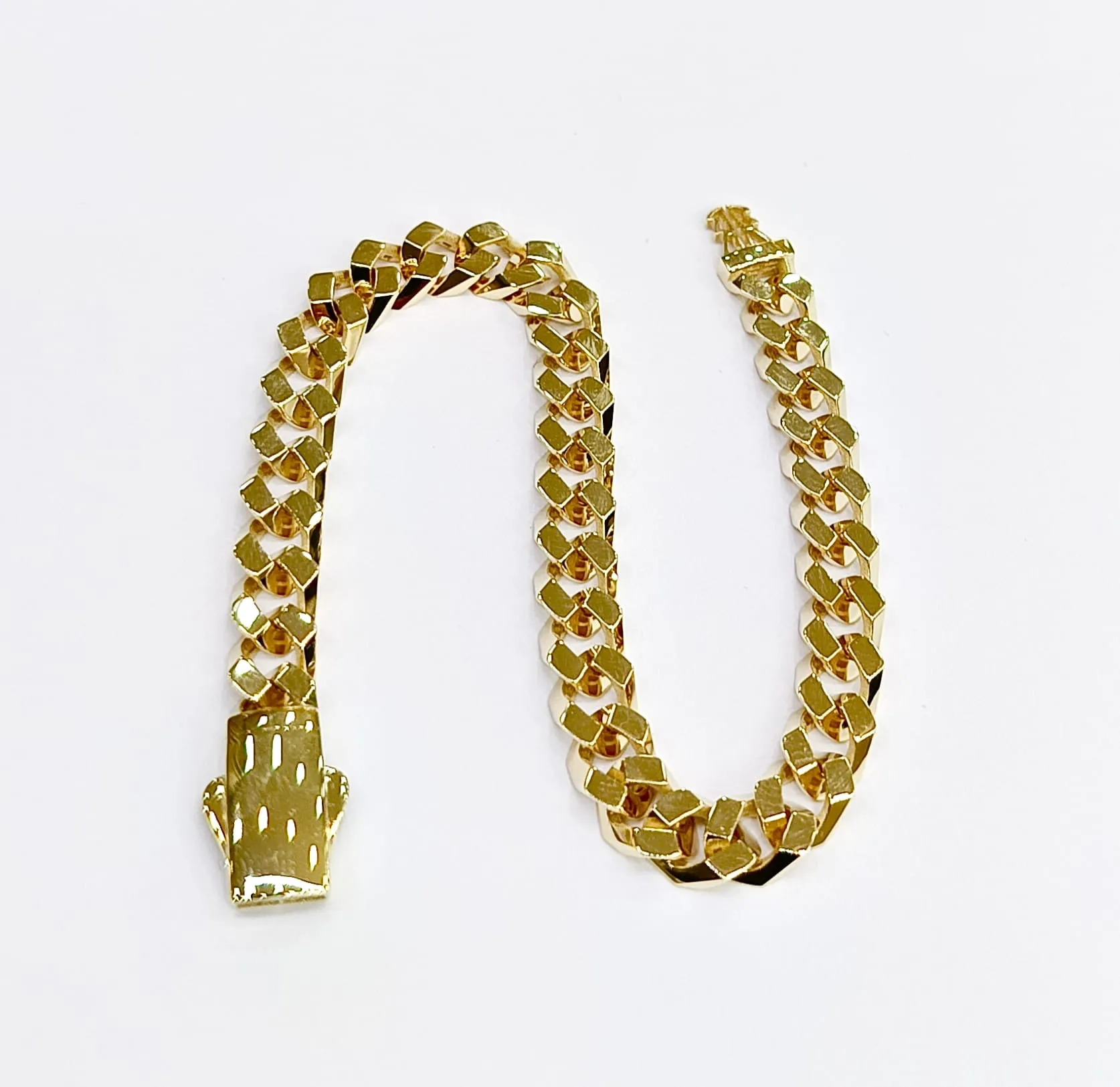 Favori Marka Gurmet Model Bileklik 